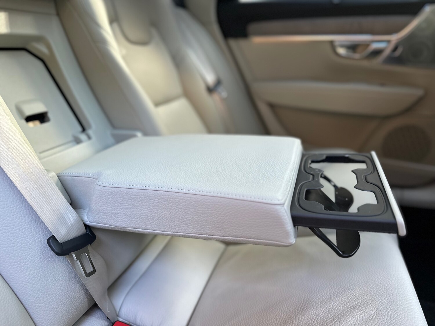 Used Volvo V90 2023 for sale - 76440280: Photo 32