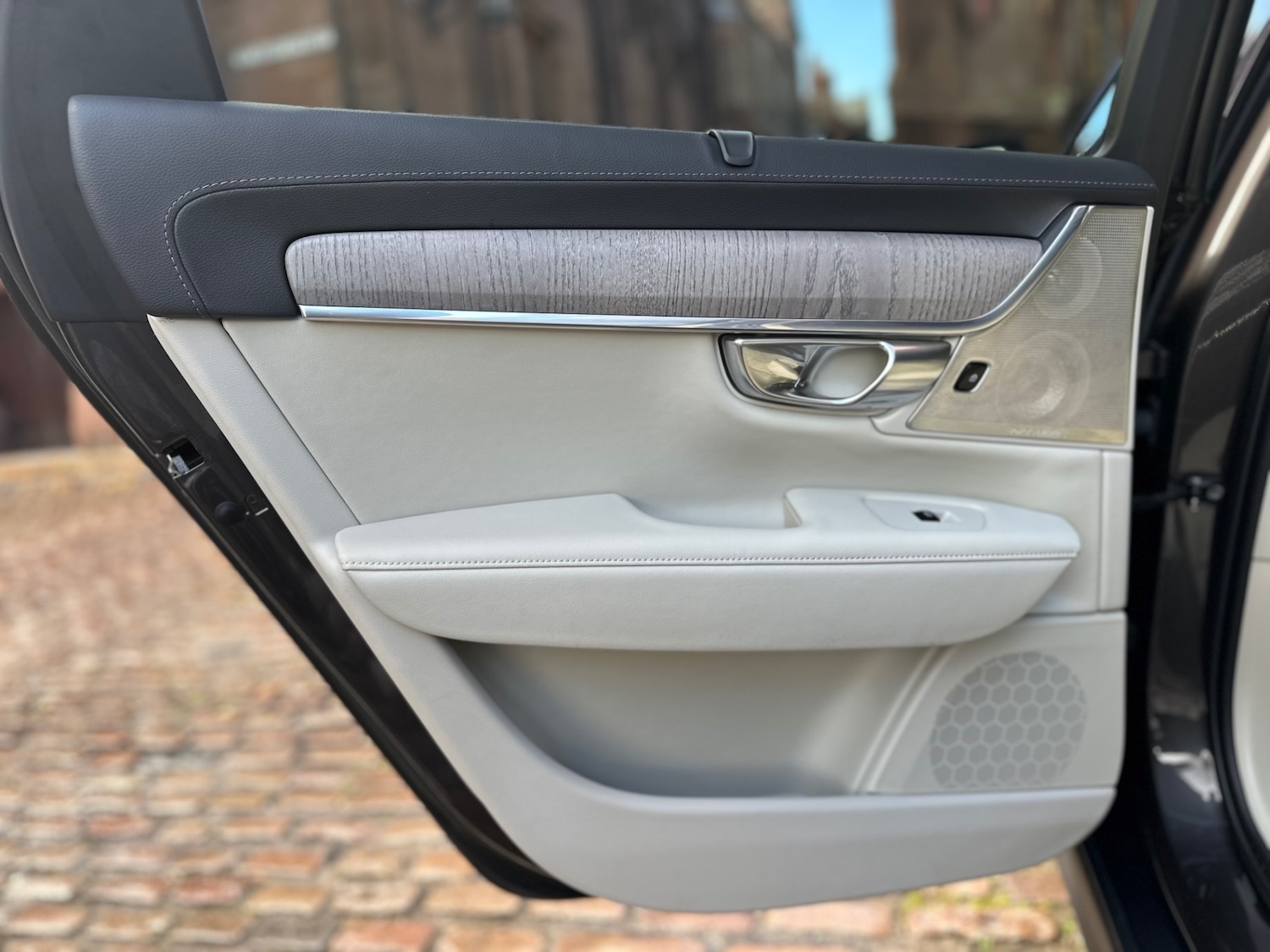 Used Volvo V90 2023 for sale - 76440280: Photo 43