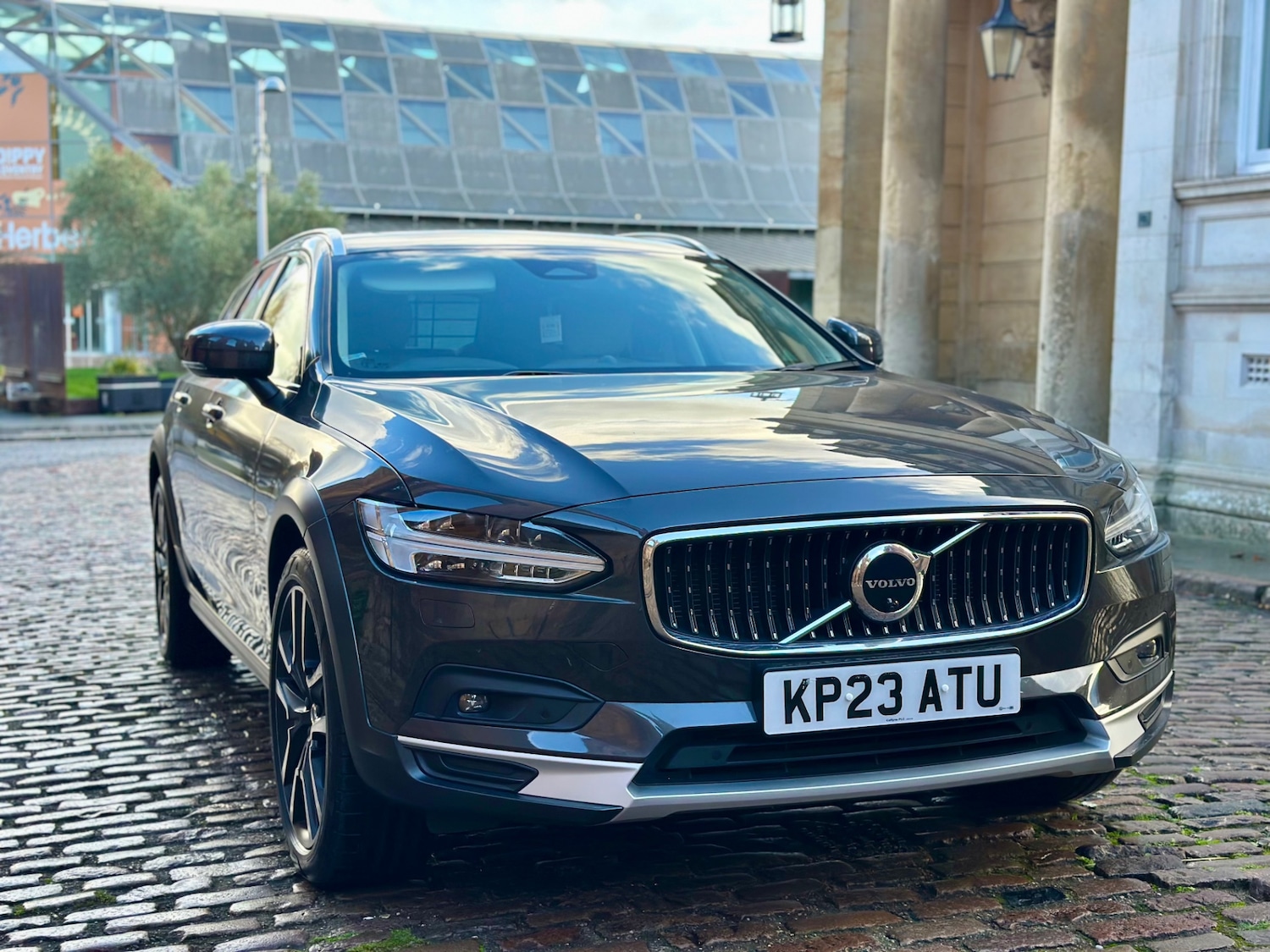 Used Volvo V90 2023 for sale - 76440280: Photo 5