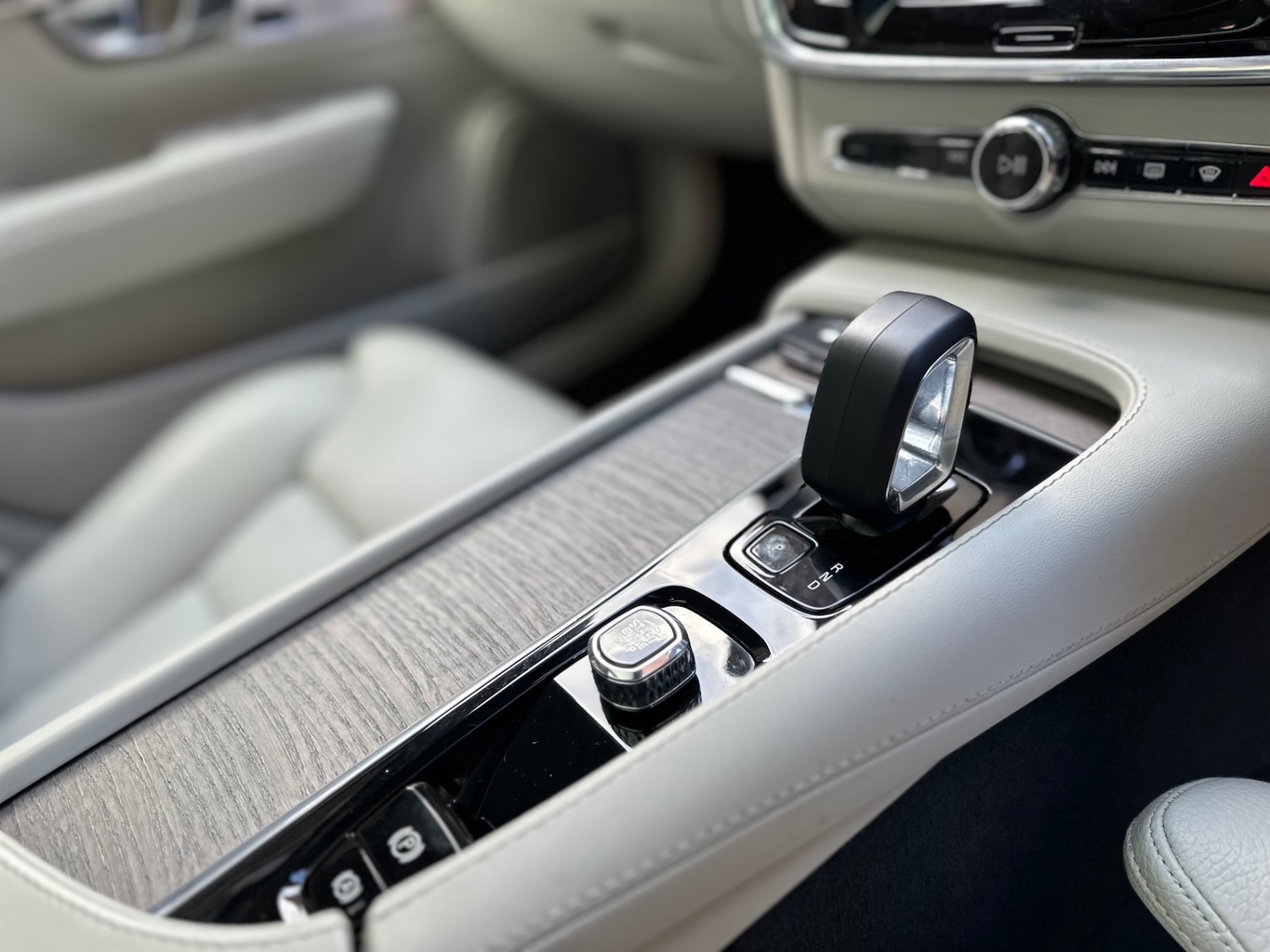 Used Volvo V90 2023 for sale - 76440280: Photo 59