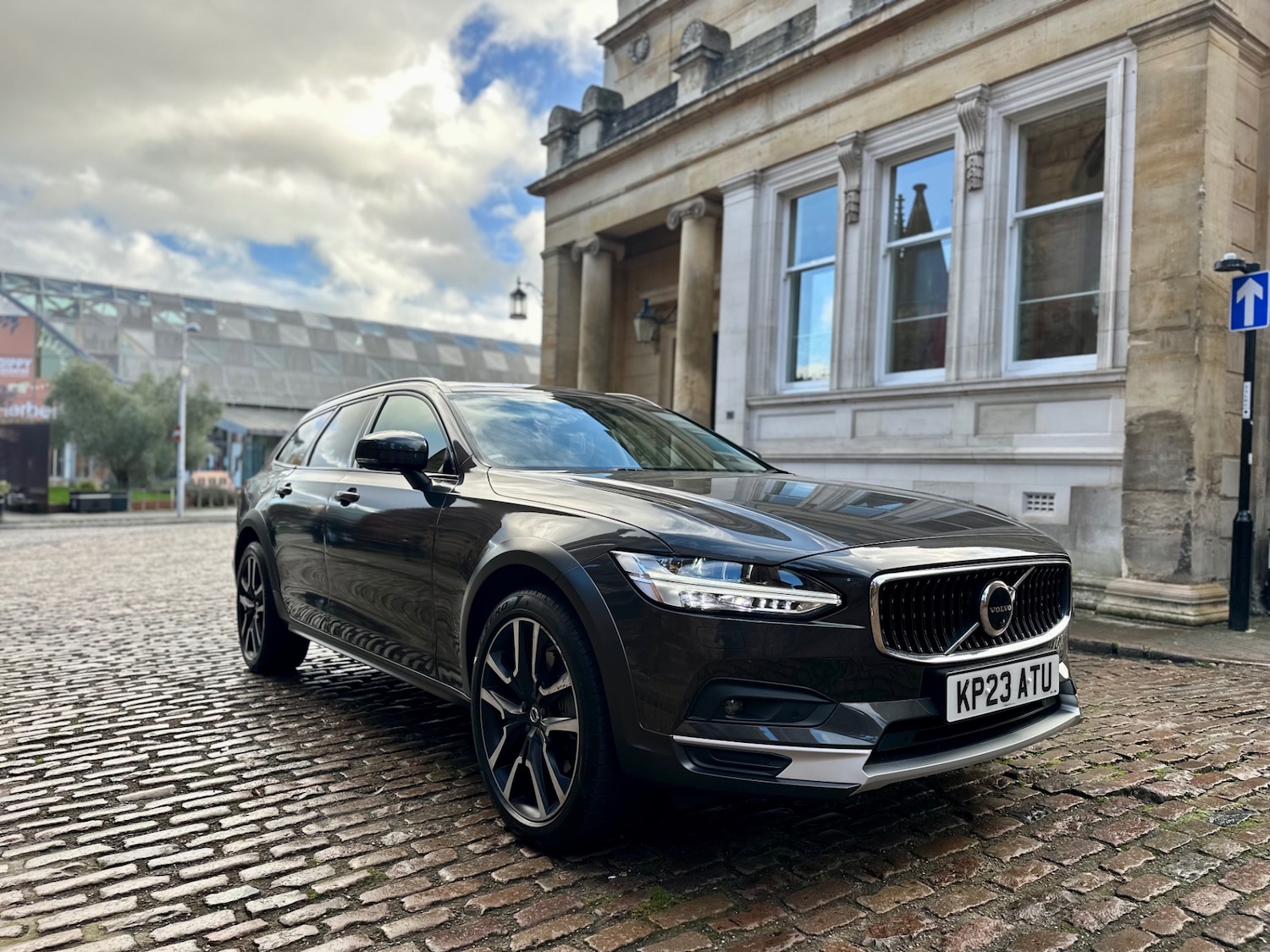 Used Volvo V90 2023 for sale - 76440280: Photo 64