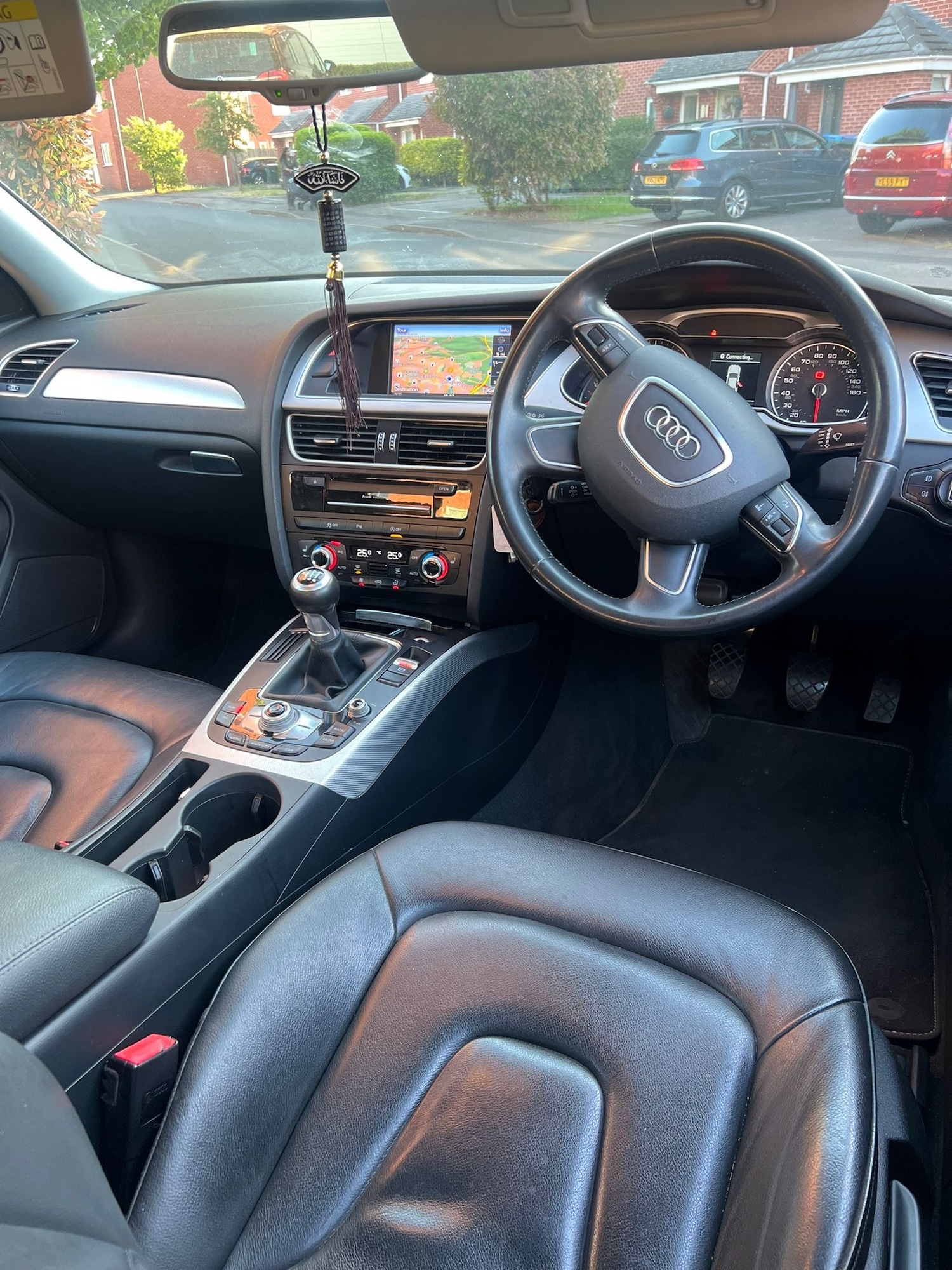 Used Audi A4 2015 for sale - 76334948: Photo 4