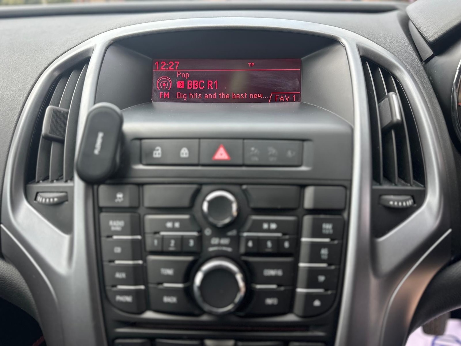 Used Vauxhall Astra 2015 for sale - 76950798: Photo 25