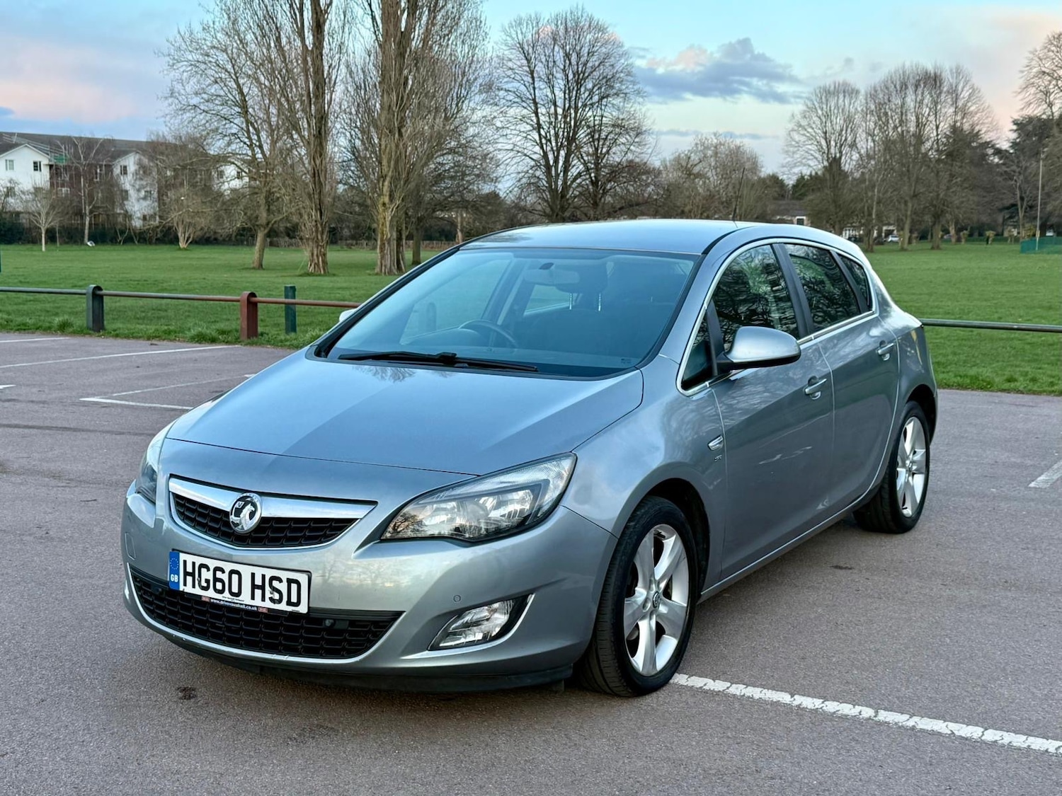 Used Vauxhall Astra 2011 for sale - 77888255: Photo 1