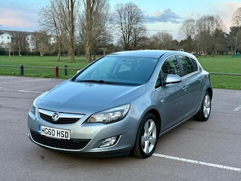 Used Vauxhall Astra 2011 for sale - 77888255: Photo