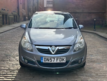 Vauxhall - Corsa