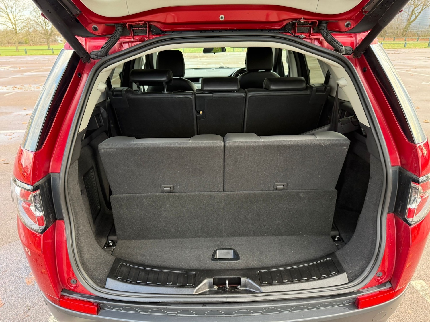 Used Land Rover Discovery Sport 2015 for sale - 77327223: Photo 16