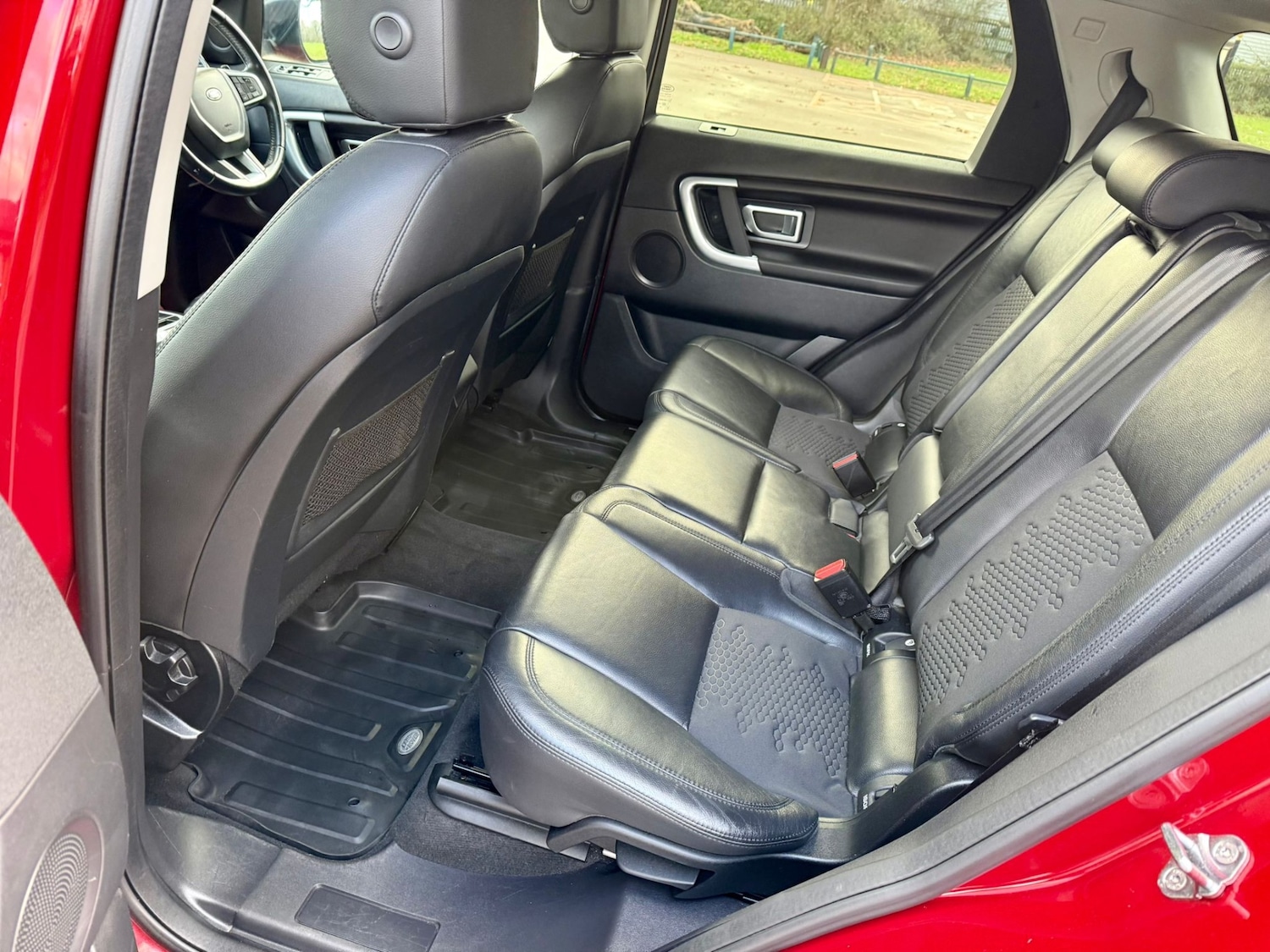 Used Land Rover Discovery Sport 2015 for sale - 77327223: Photo 17