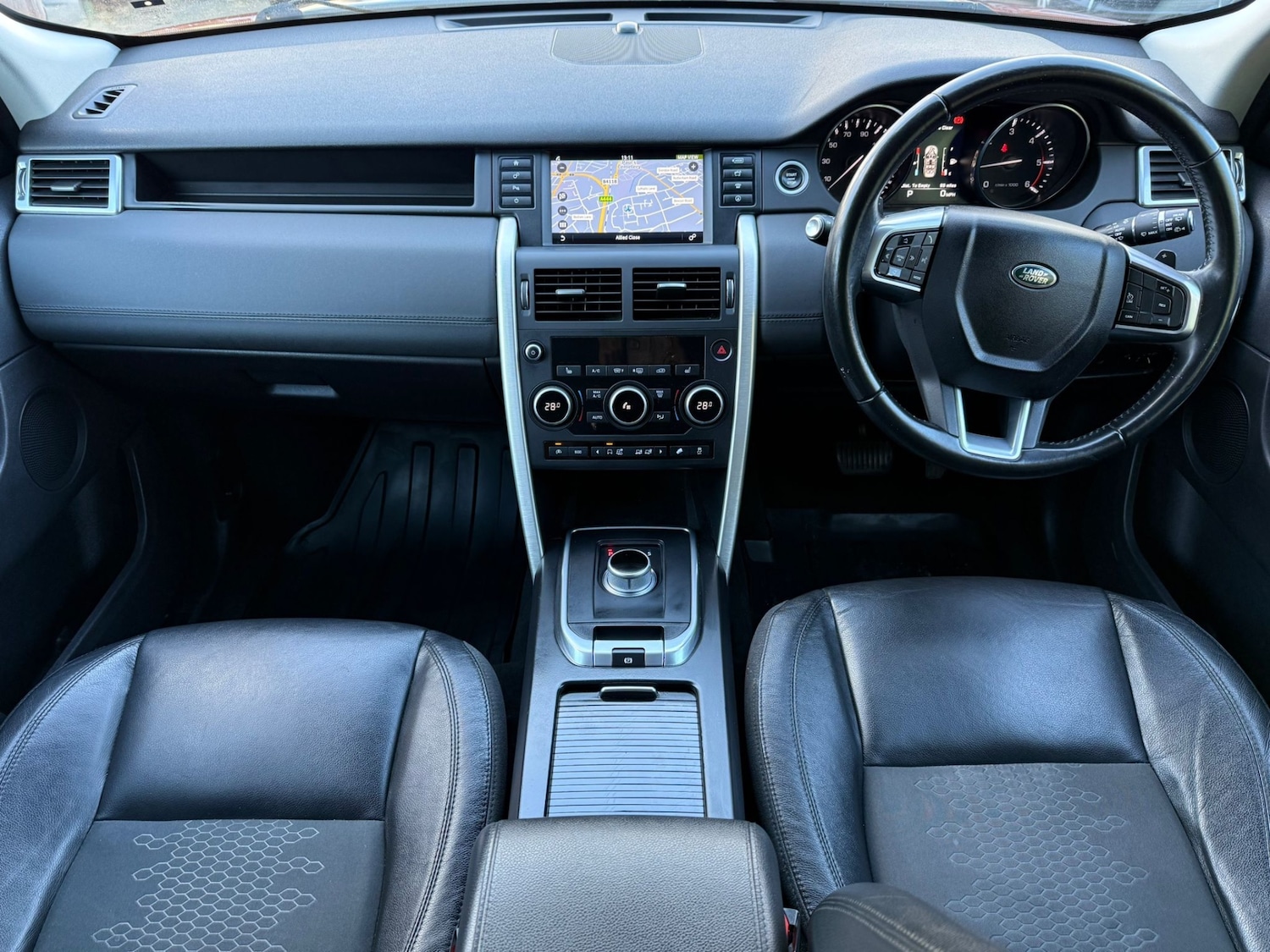 Used Land Rover Discovery Sport 2015 for sale - 77327223: Photo 20