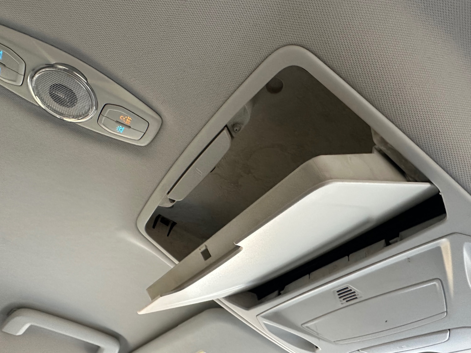 Used Ford C-Max 2013 for sale - 76612226: Photo 41