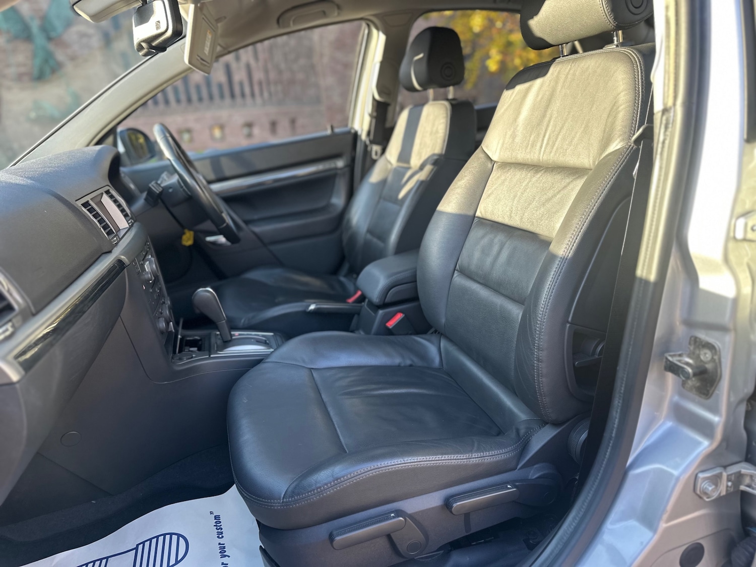 Used Vauxhall Vectra 2009 for sale - 75940678: Photo 33