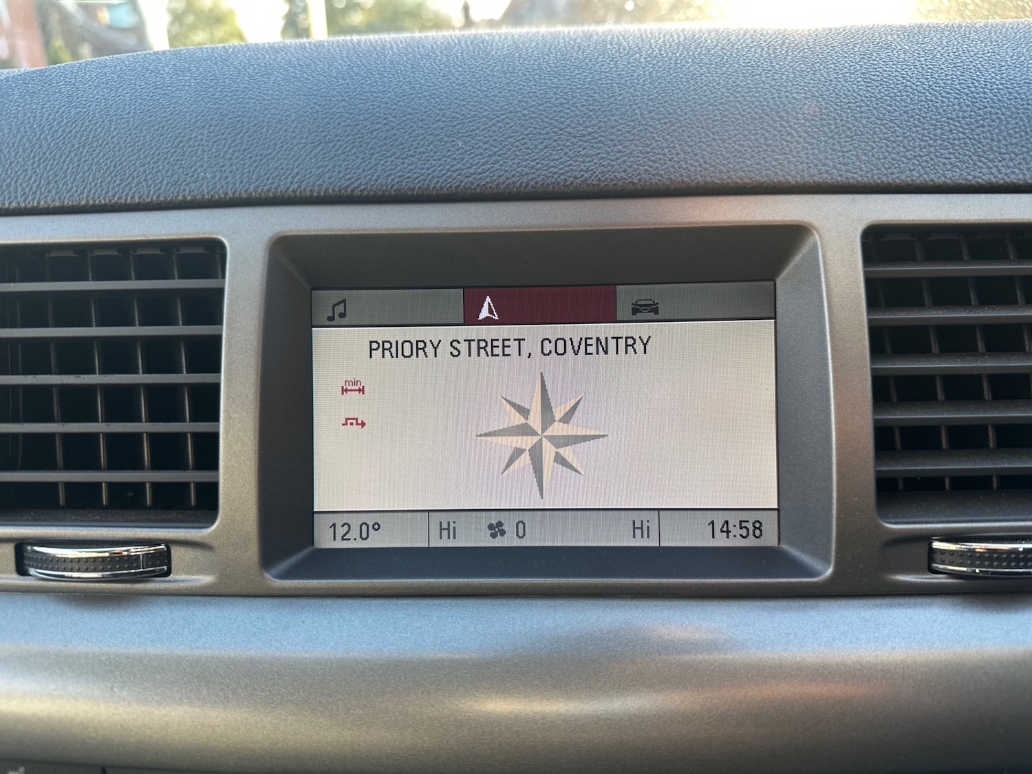 Used Vauxhall Vectra 2009 for sale - 75940678: Photo 47