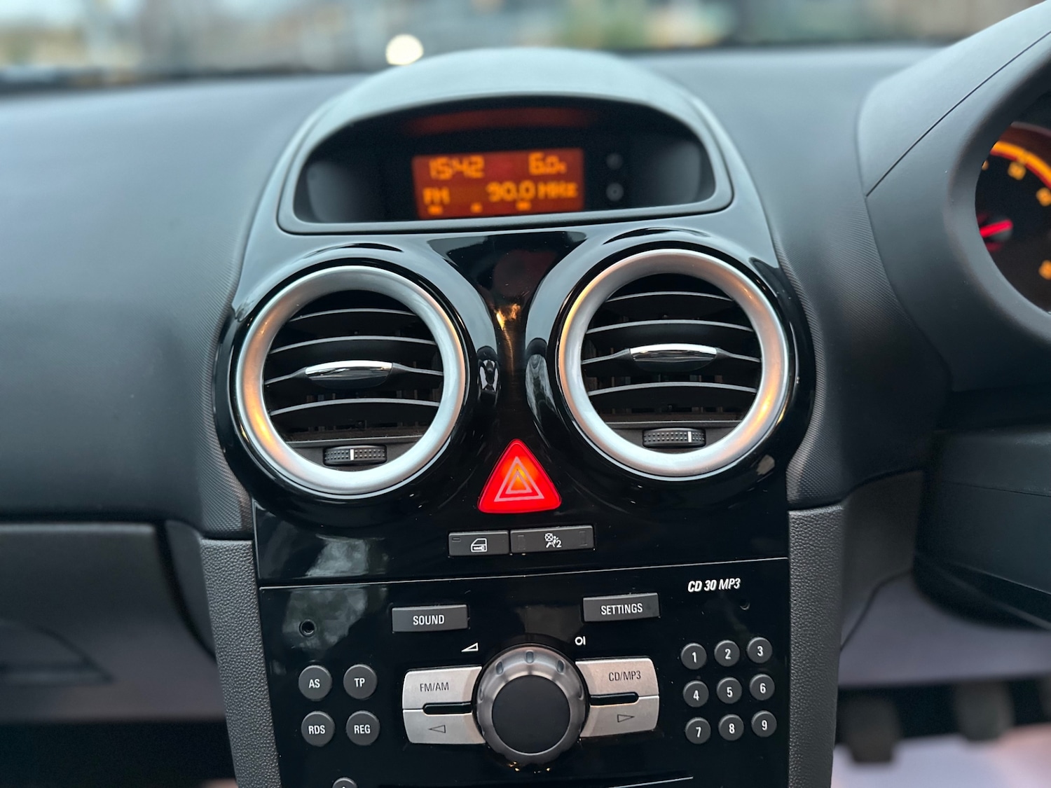 Used Vauxhall Corsa 2008 for sale - 77084632: Photo 27