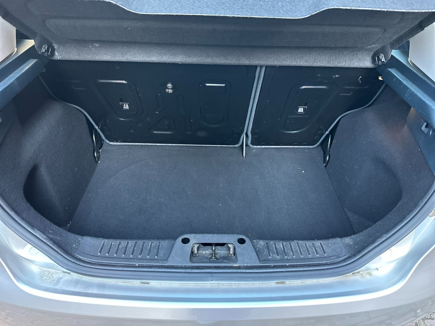 Used Ford Fiesta 2011 for sale - 76440077: Photo 14