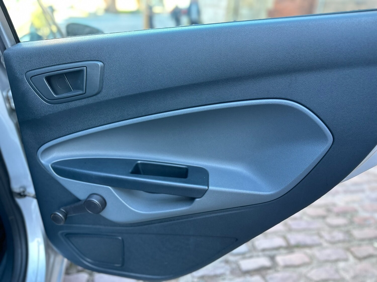 Used Ford Fiesta 2011 for sale - 76440077: Photo 41