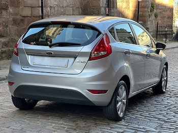 Used Ford Fiesta 2011 for sale - 76440077: Photo