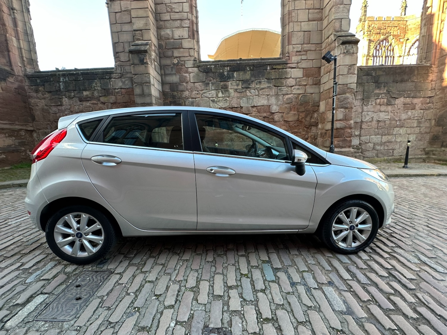 Used Ford Fiesta 2011 for sale - 76440077: Photo 9