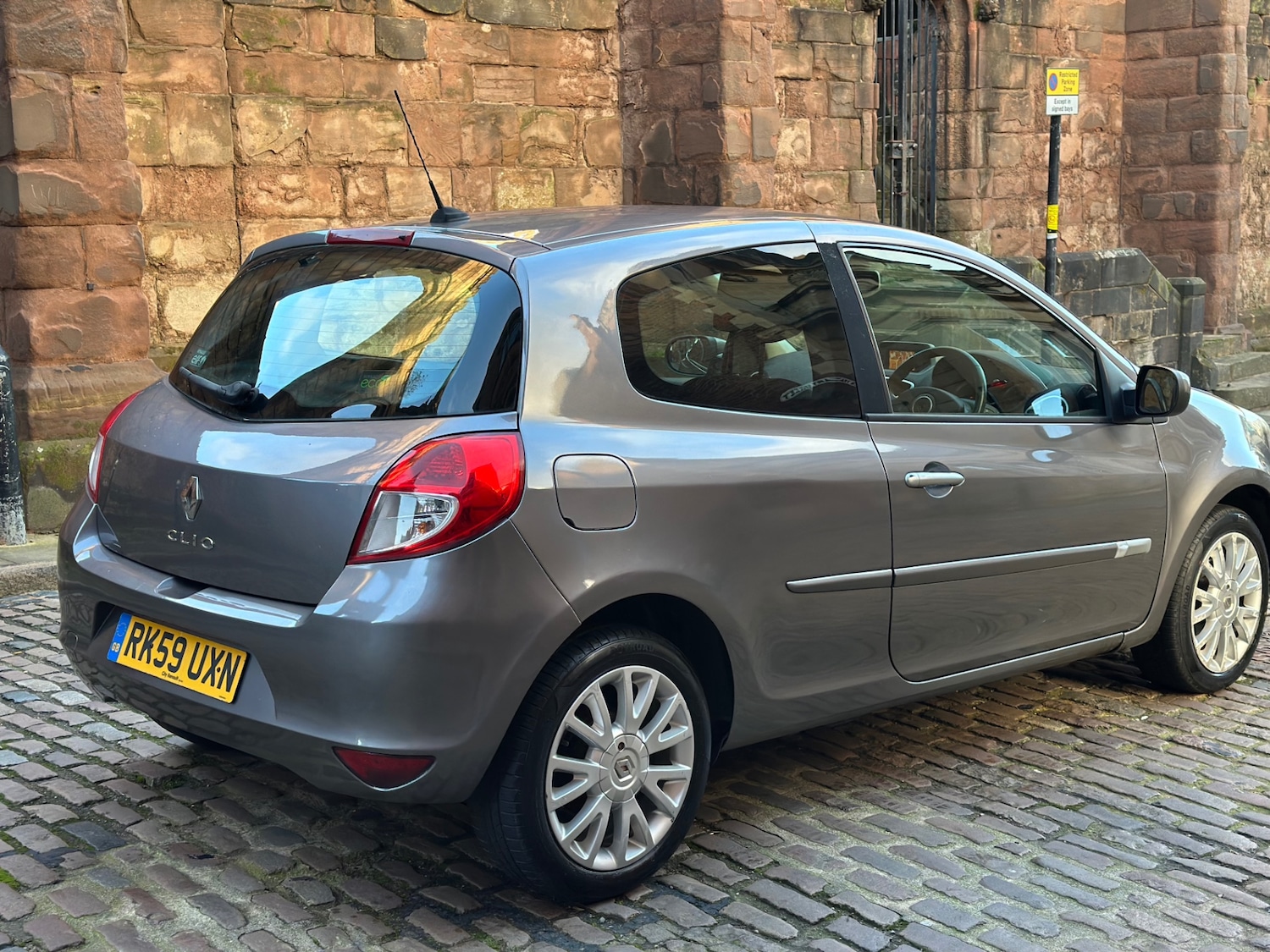 Used Renault Clio 2009 for sale - 77280543: Photo 15