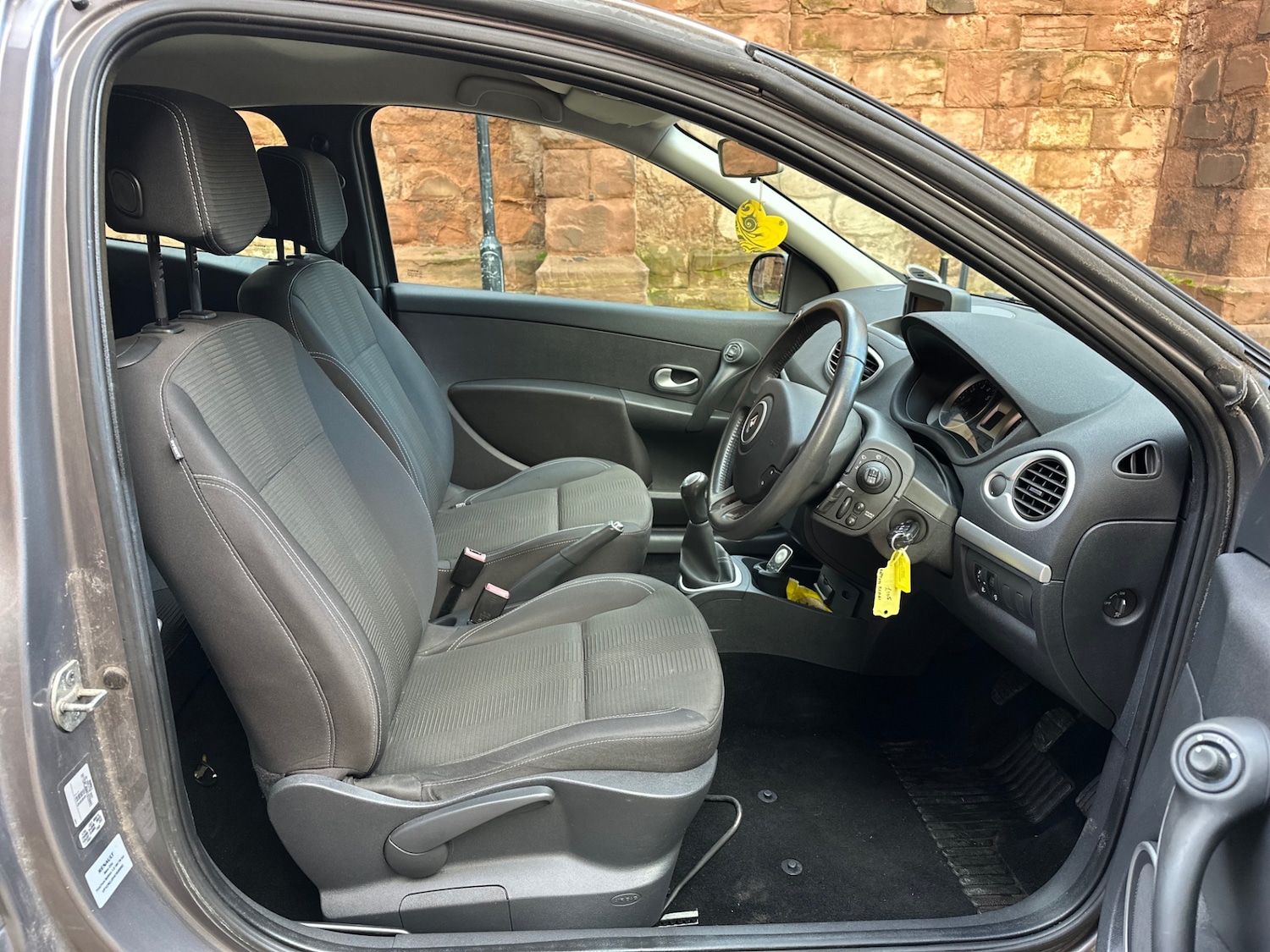 Used Renault Clio 2009 for sale - 77280543: Photo 18