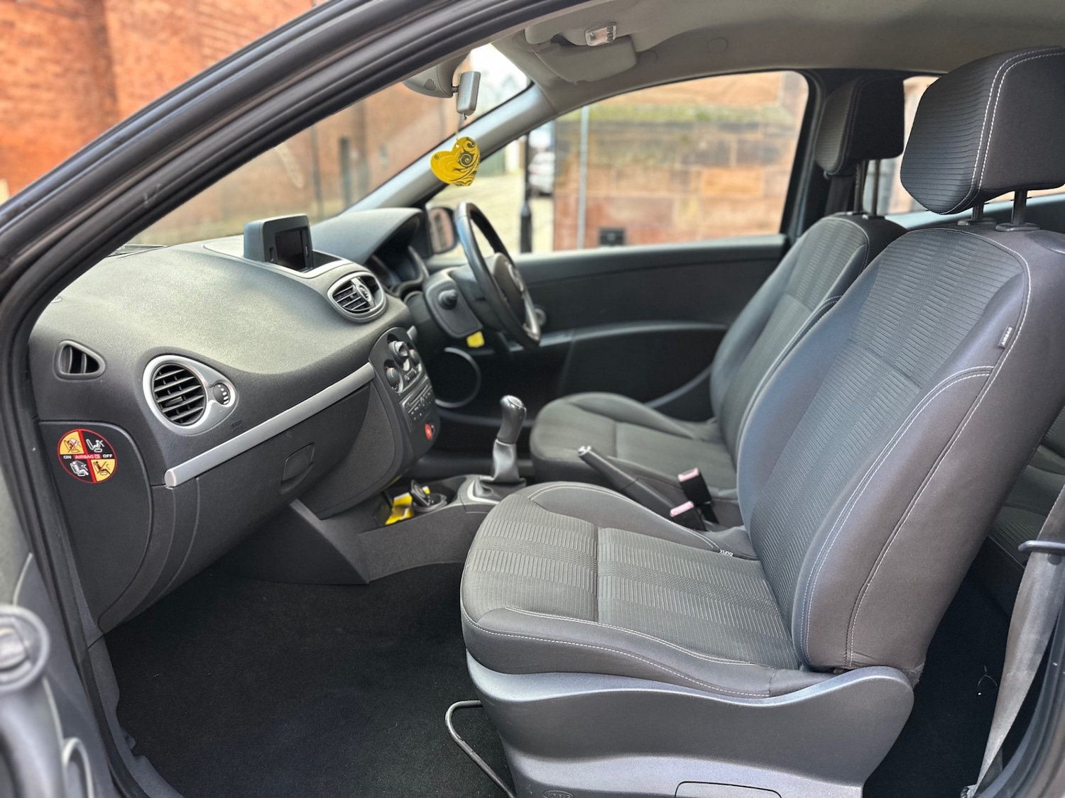 Used Renault Clio 2009 for sale - 77280543: Photo 24