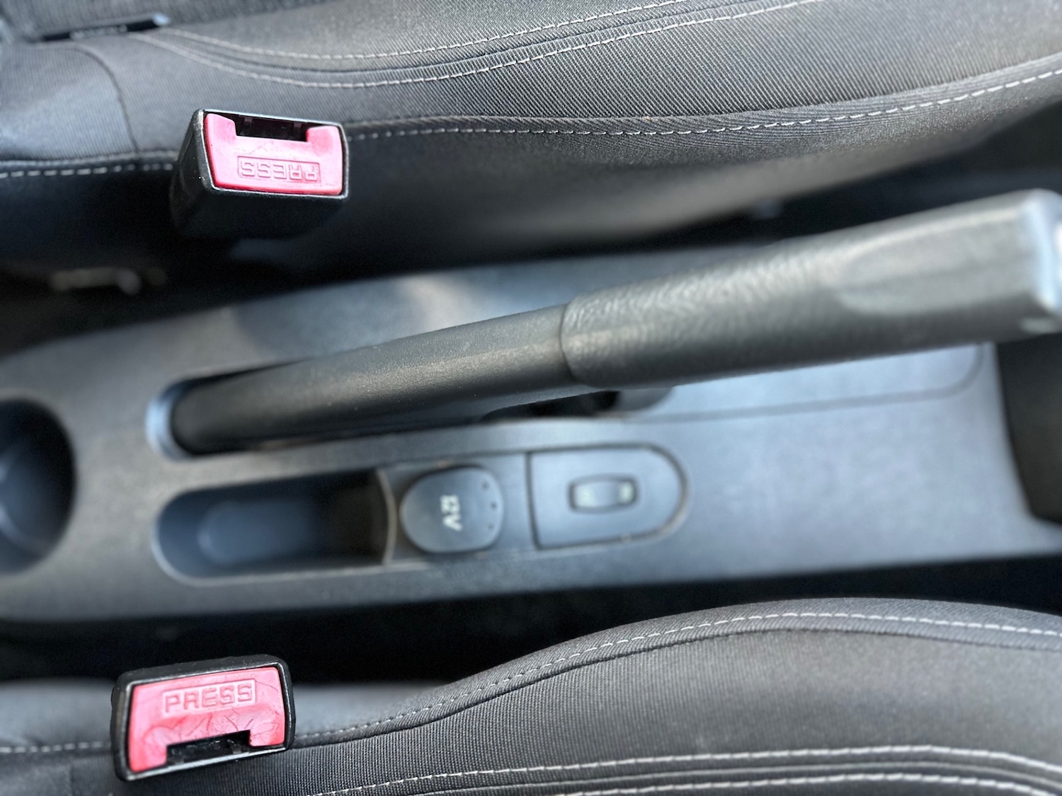 Used Renault Clio 2009 for sale - 77280543: Photo 32