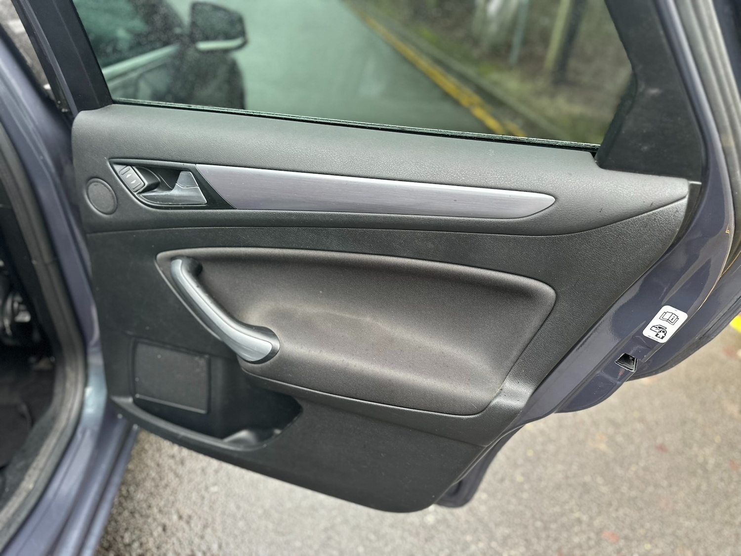 Used Ford Mondeo 2010 for sale - 77483797: Photo 16