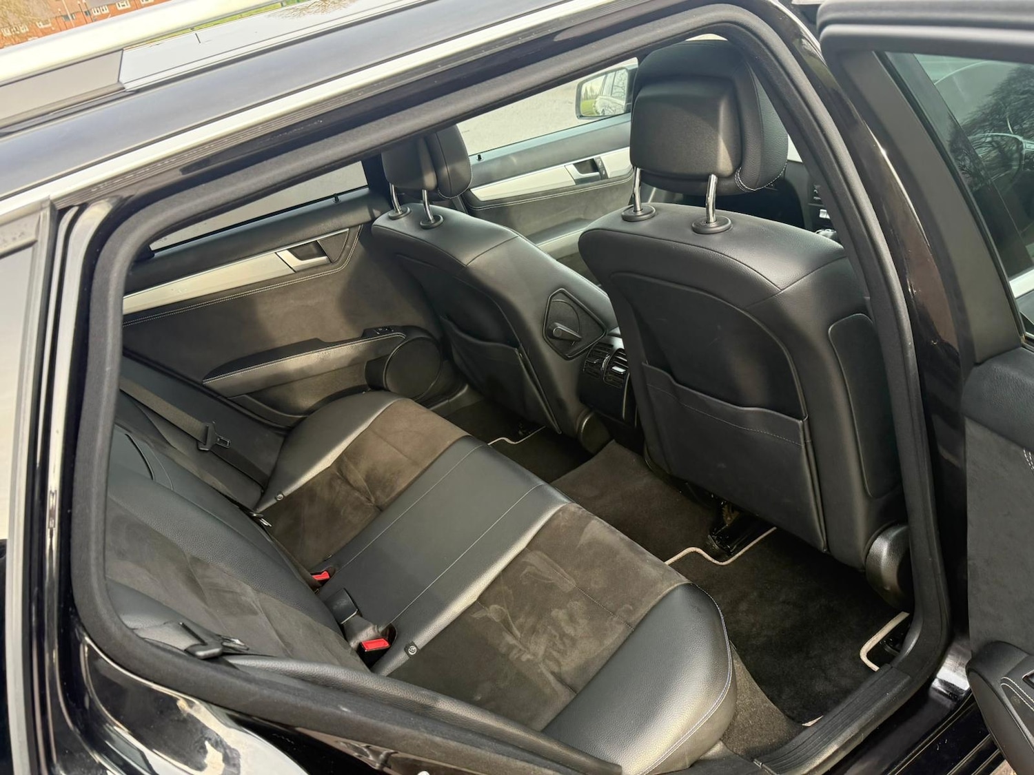 Used Mercedes-Benz C Class 2014 for sale - 77327195: Photo 18