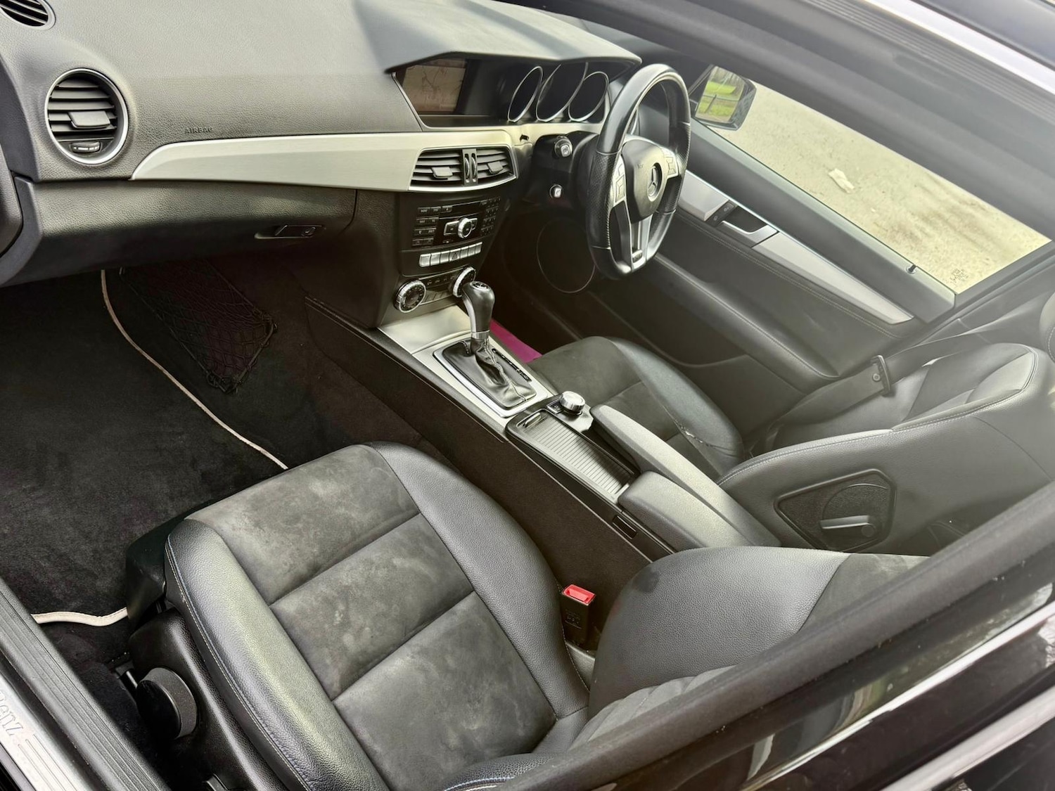 Used Mercedes-Benz C Class 2014 for sale - 77327195: Photo 19