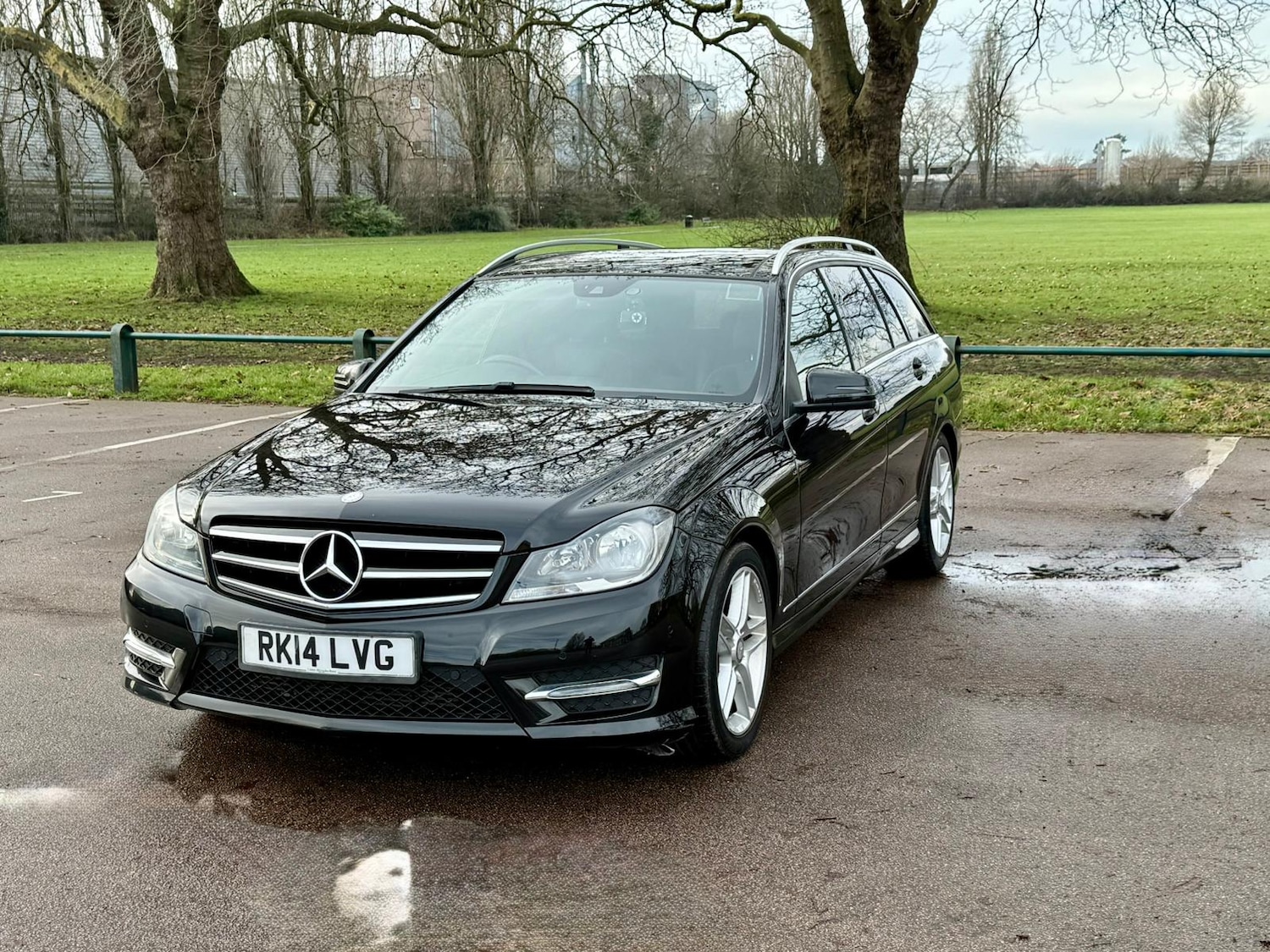 Used Mercedes-Benz C Class 2014 for sale - 77327195: Photo 3