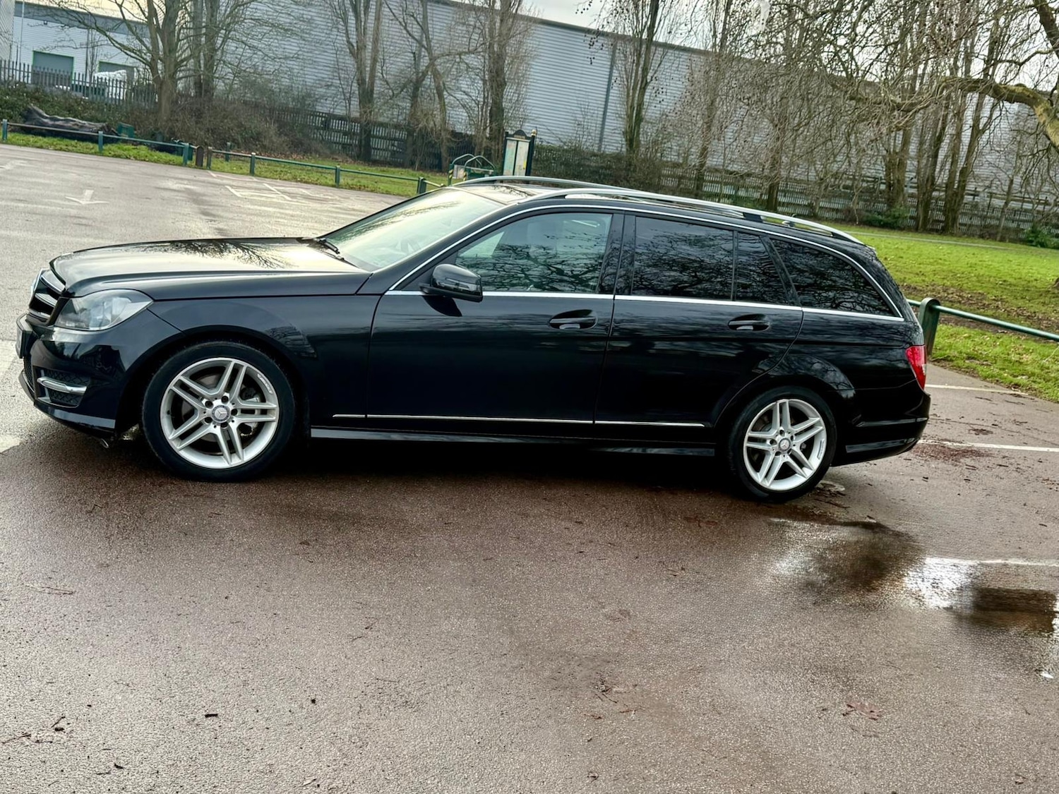 Used Mercedes-Benz C Class 2014 for sale - 77327195: Photo 5