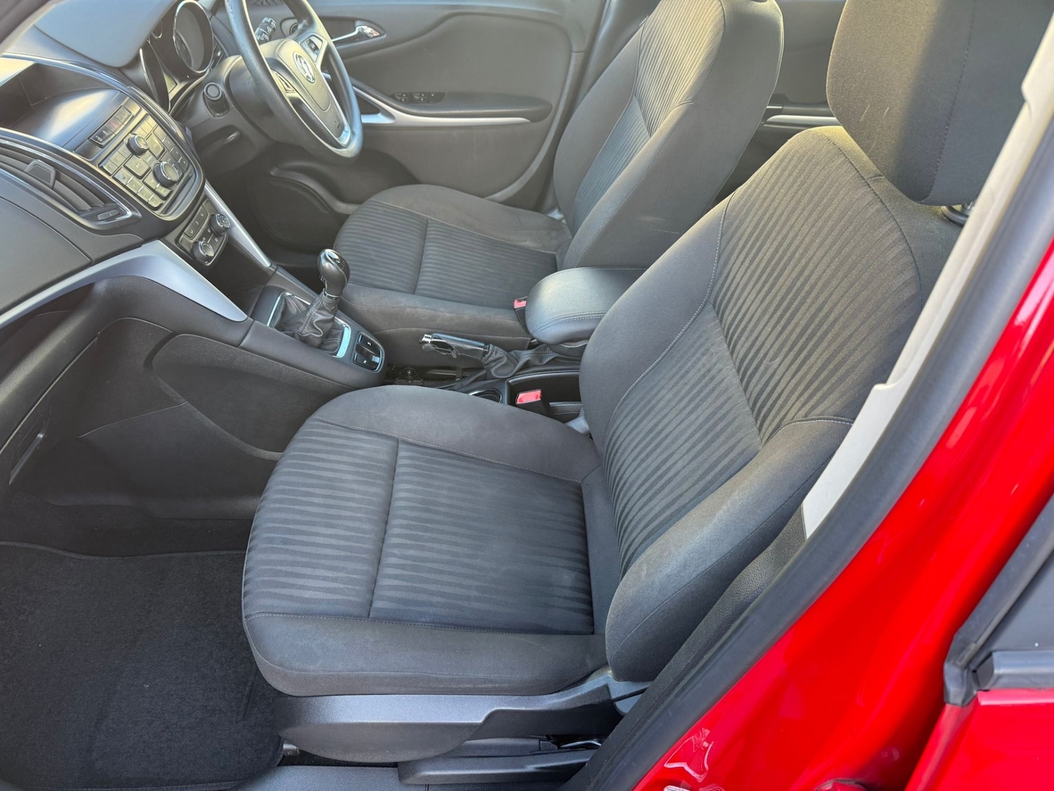 Used Vauxhall Zafira 2015 for sale - 77084320: Photo 11