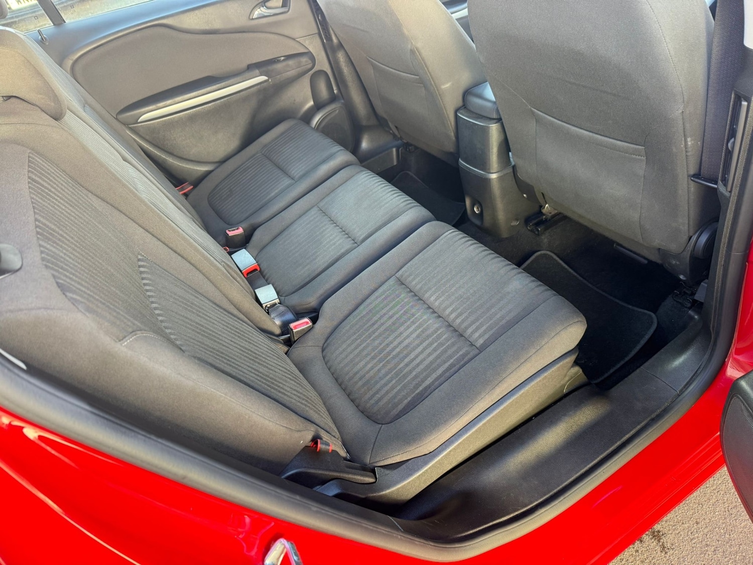 Used Vauxhall Zafira 2015 for sale - 77084320: Photo 22