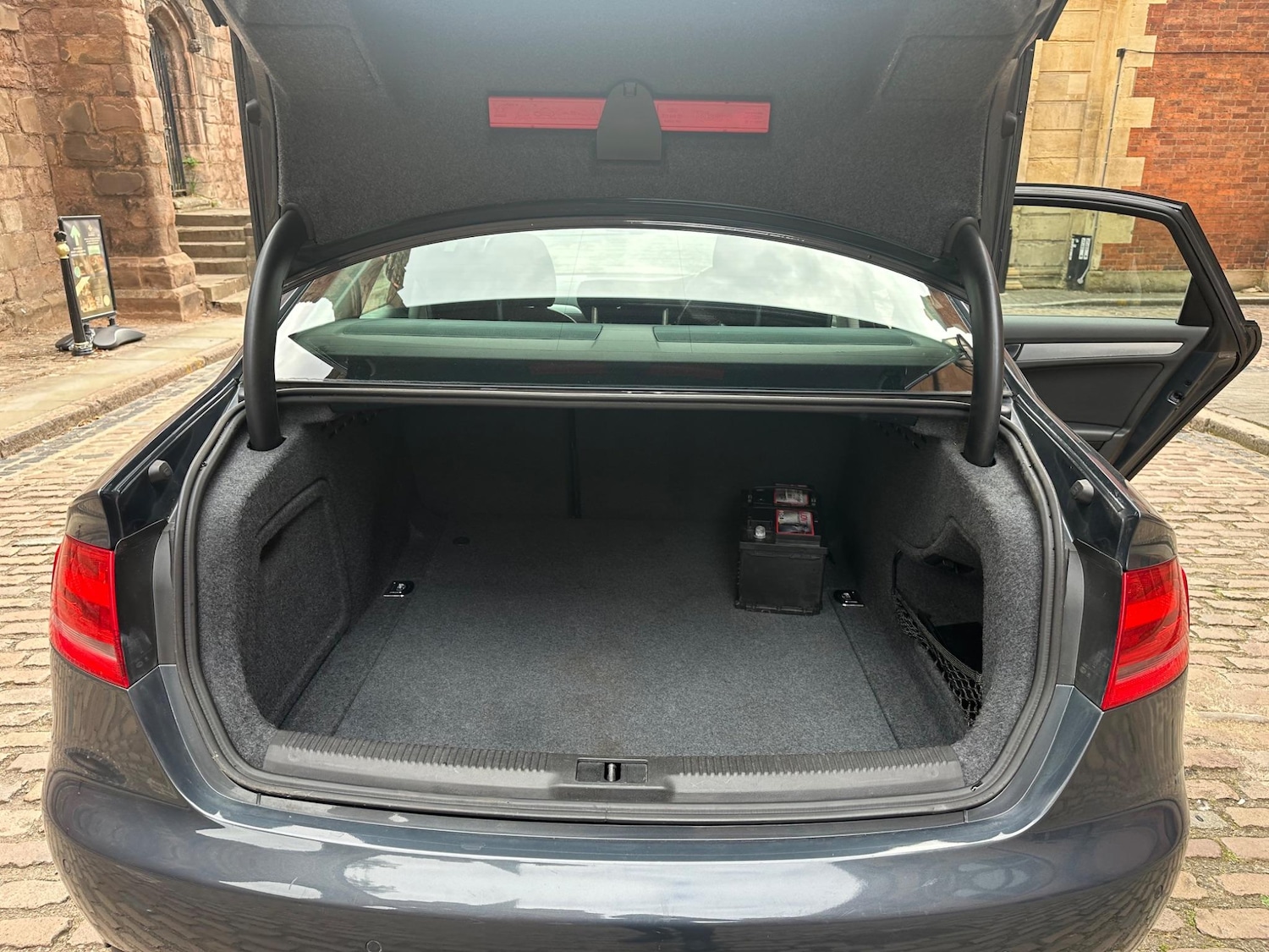Vehicle 28