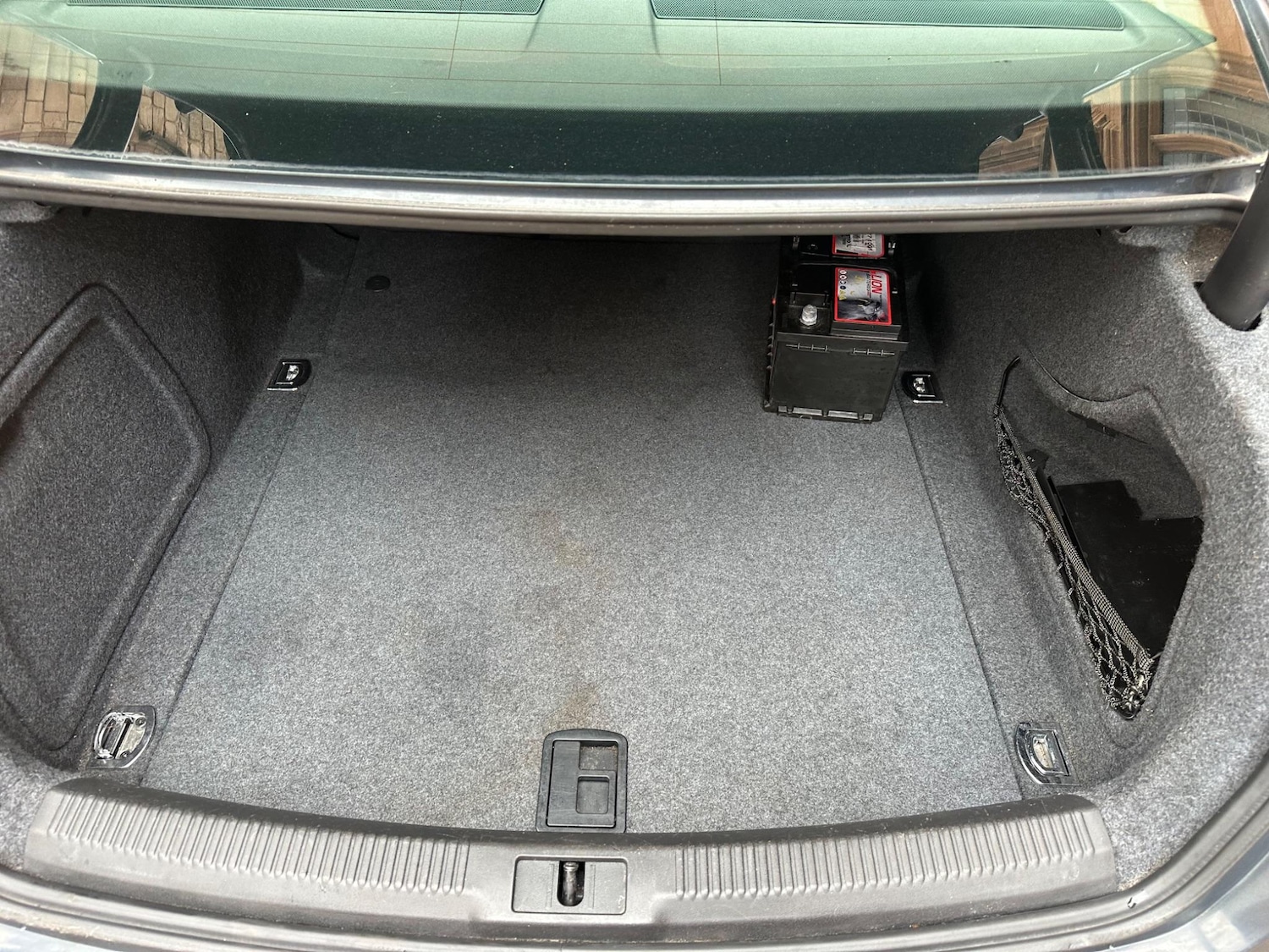 Vehicle 29