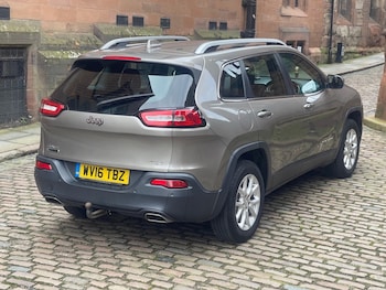 Used Jeep Cherokee 2016 for sale - 79338979: Photo