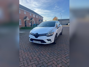 Used Renault Clio 2018 for sale - 76421960: Photo