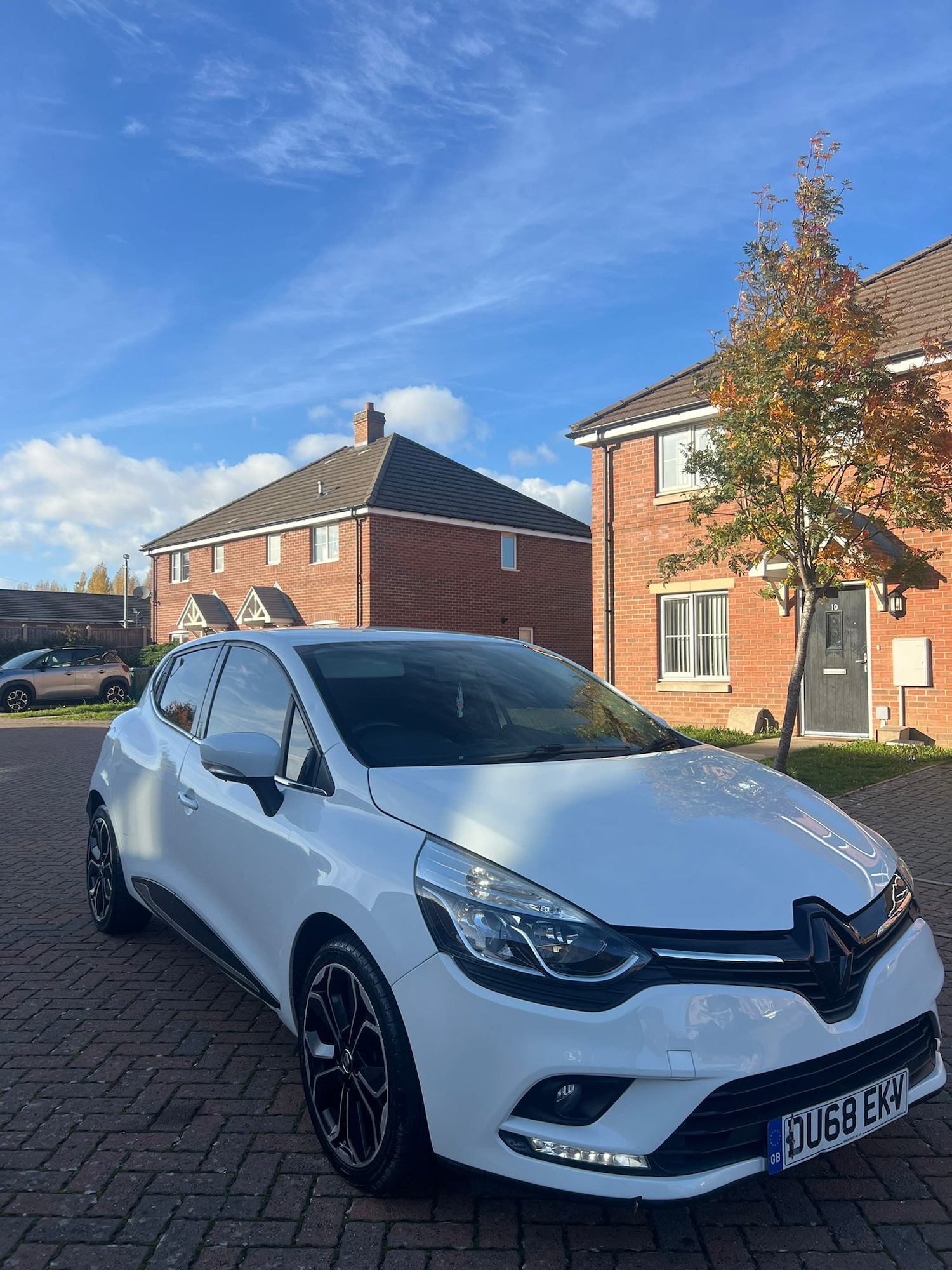 Used Renault Clio 2018 for sale - 76421960: Photo 4