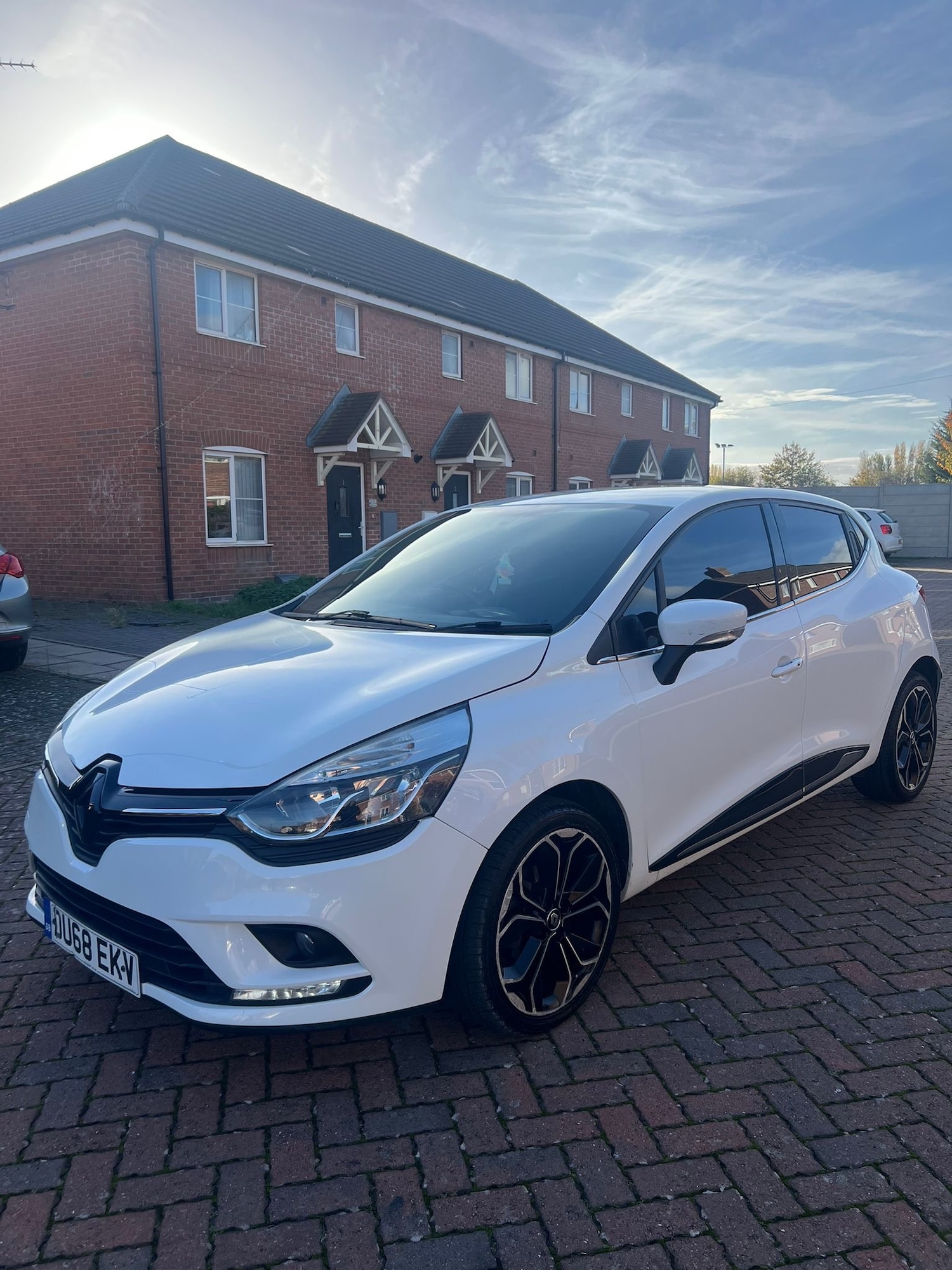 Used Renault Clio 2018 for sale - 76421960: Photo 6