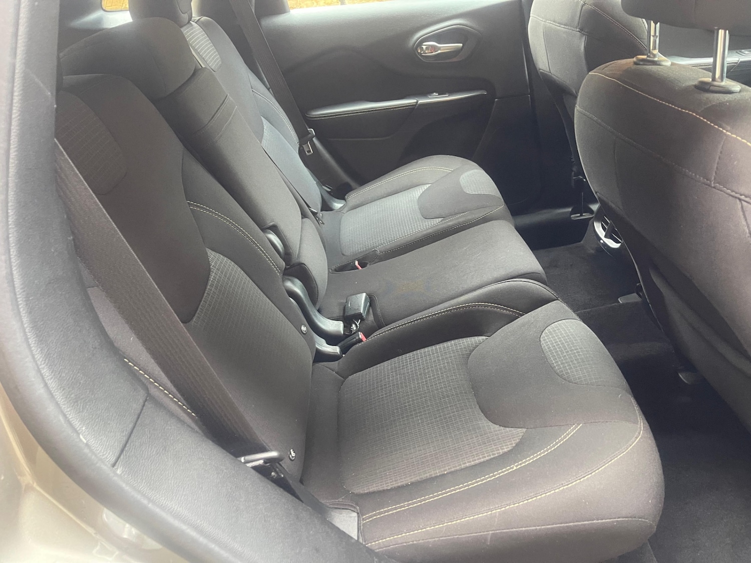 Used Jeep Cherokee 2016 for sale - 77687350: Photo 23