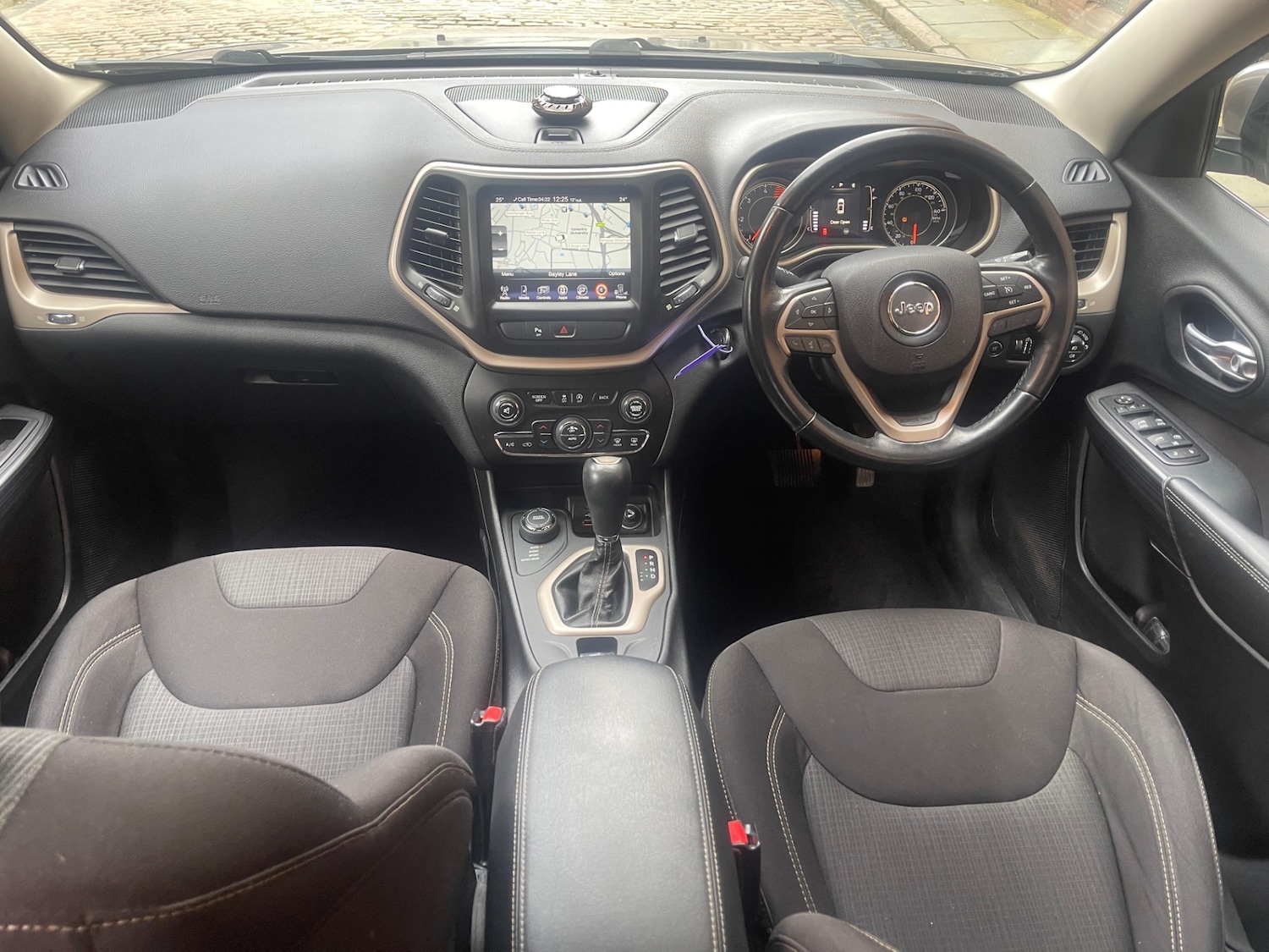 Used Jeep Cherokee 2016 for sale - 77687350: Photo 24