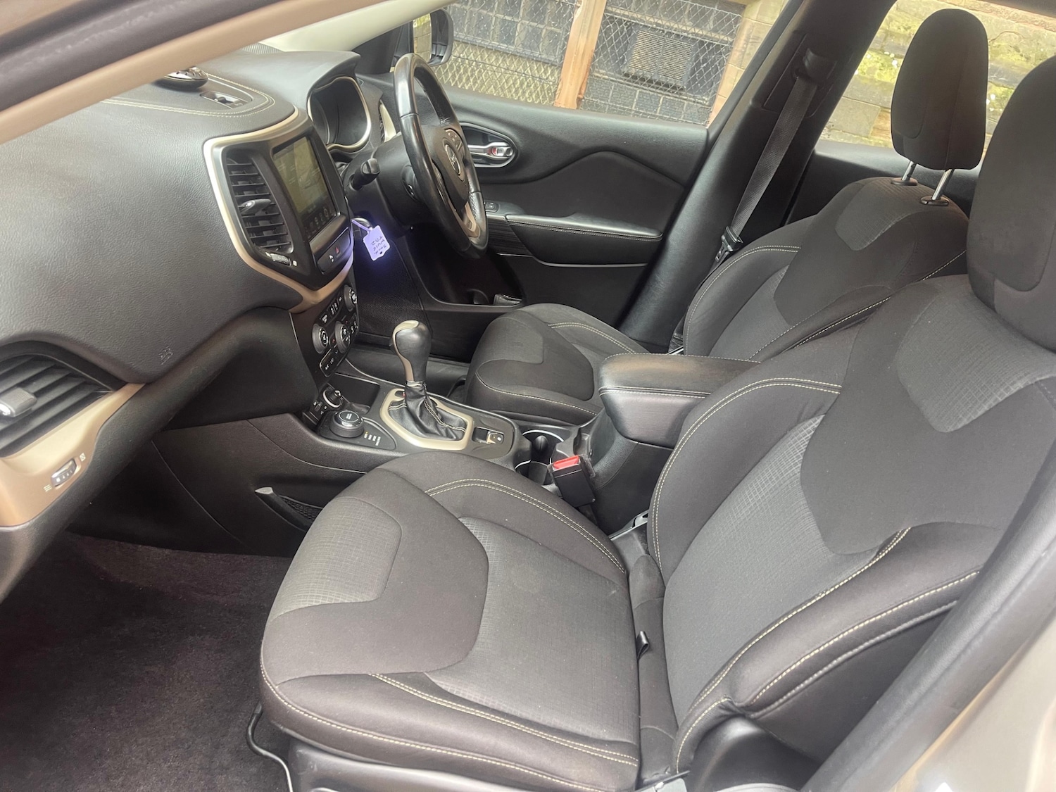 Used Jeep Cherokee 2016 for sale - 77687350: Photo 27