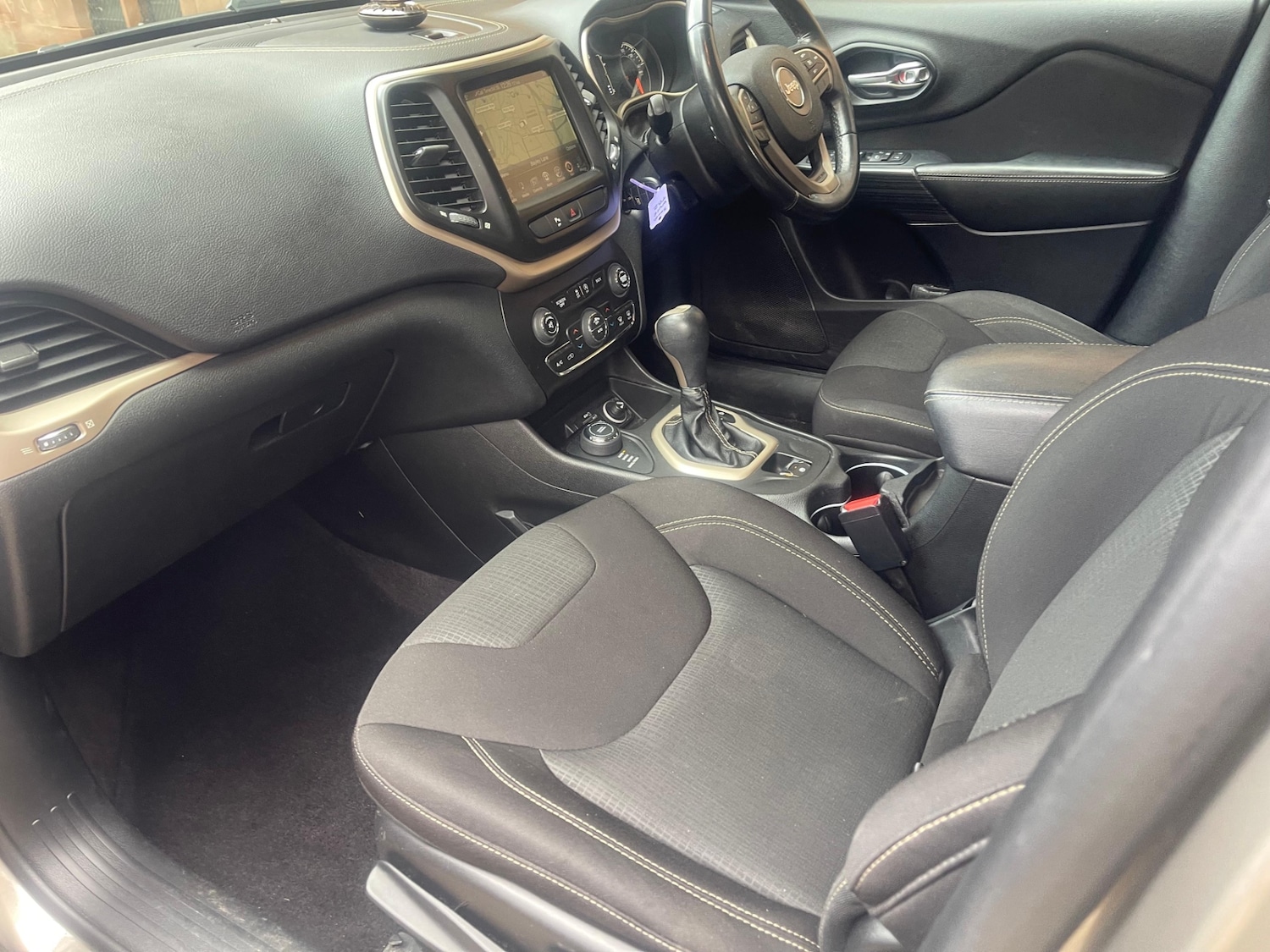 Used Jeep Cherokee 2016 for sale - 77687350: Photo 28