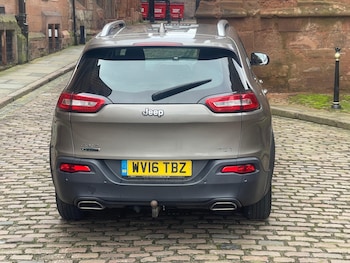 Used Jeep Cherokee 2016 for sale - 77687350: Photo