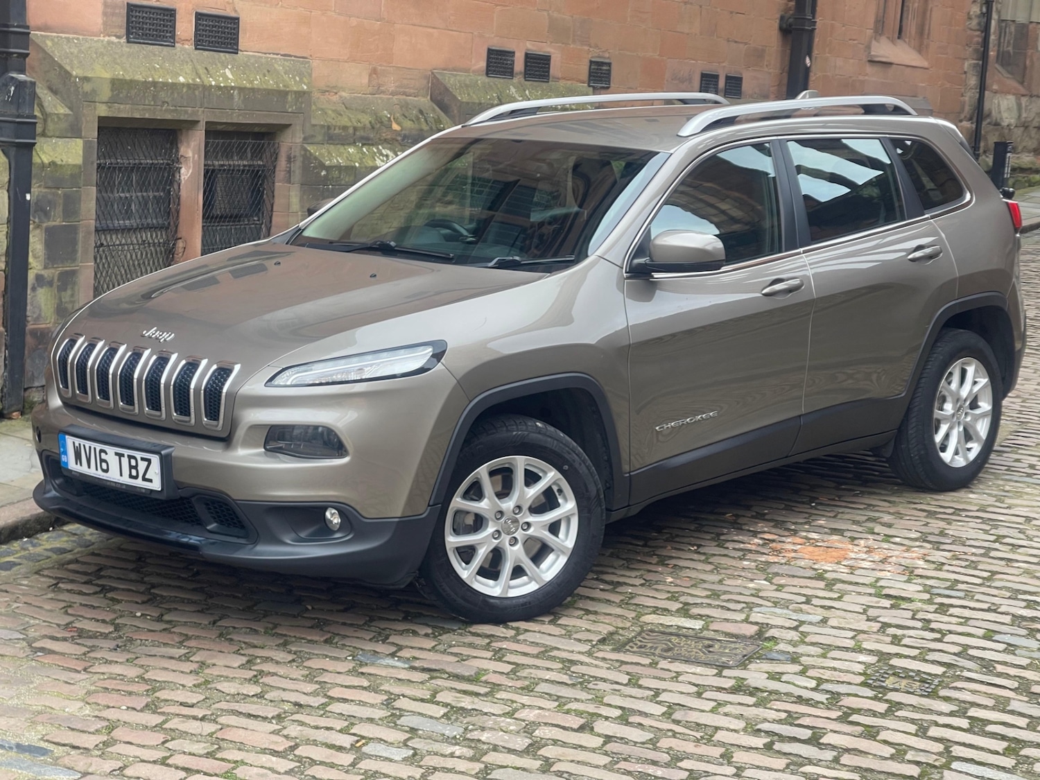 Used Jeep Cherokee 2016 for sale - 77687350: Photo 8