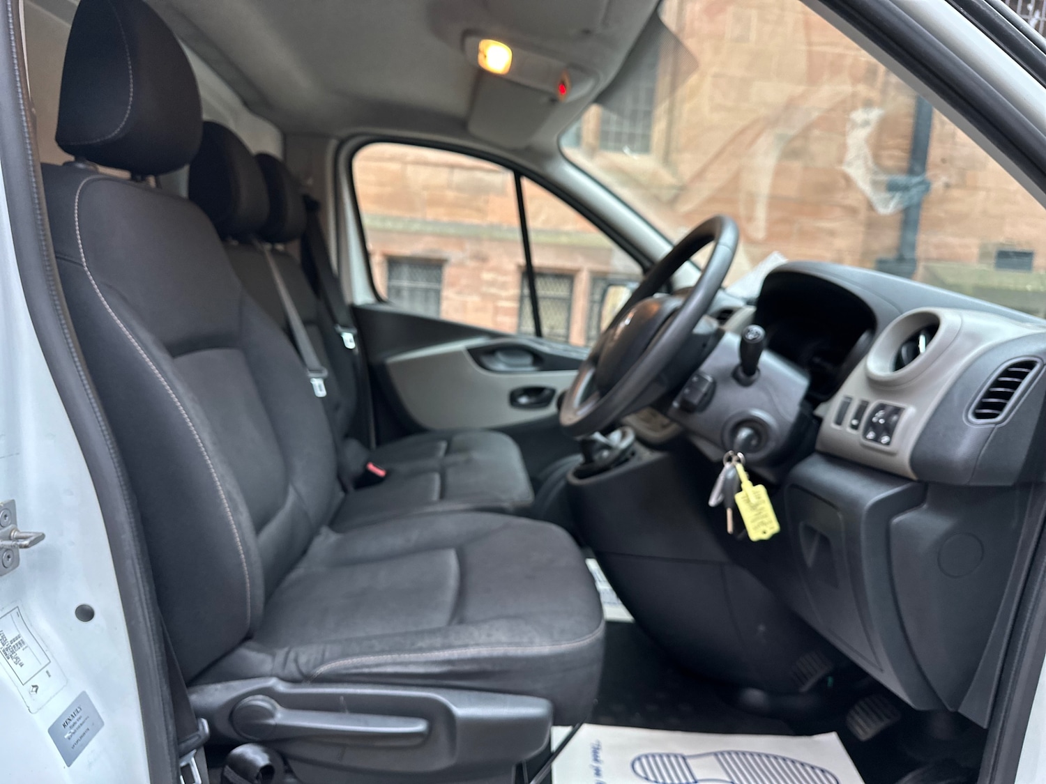 Used Renault Trafic 2015 for sale - 77813341: Photo 10