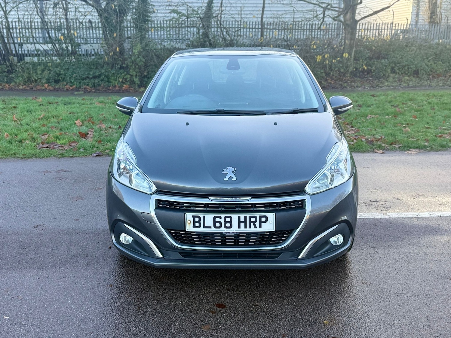 Used Peugeot 208 2019 for sale - 76799645: Photo 2