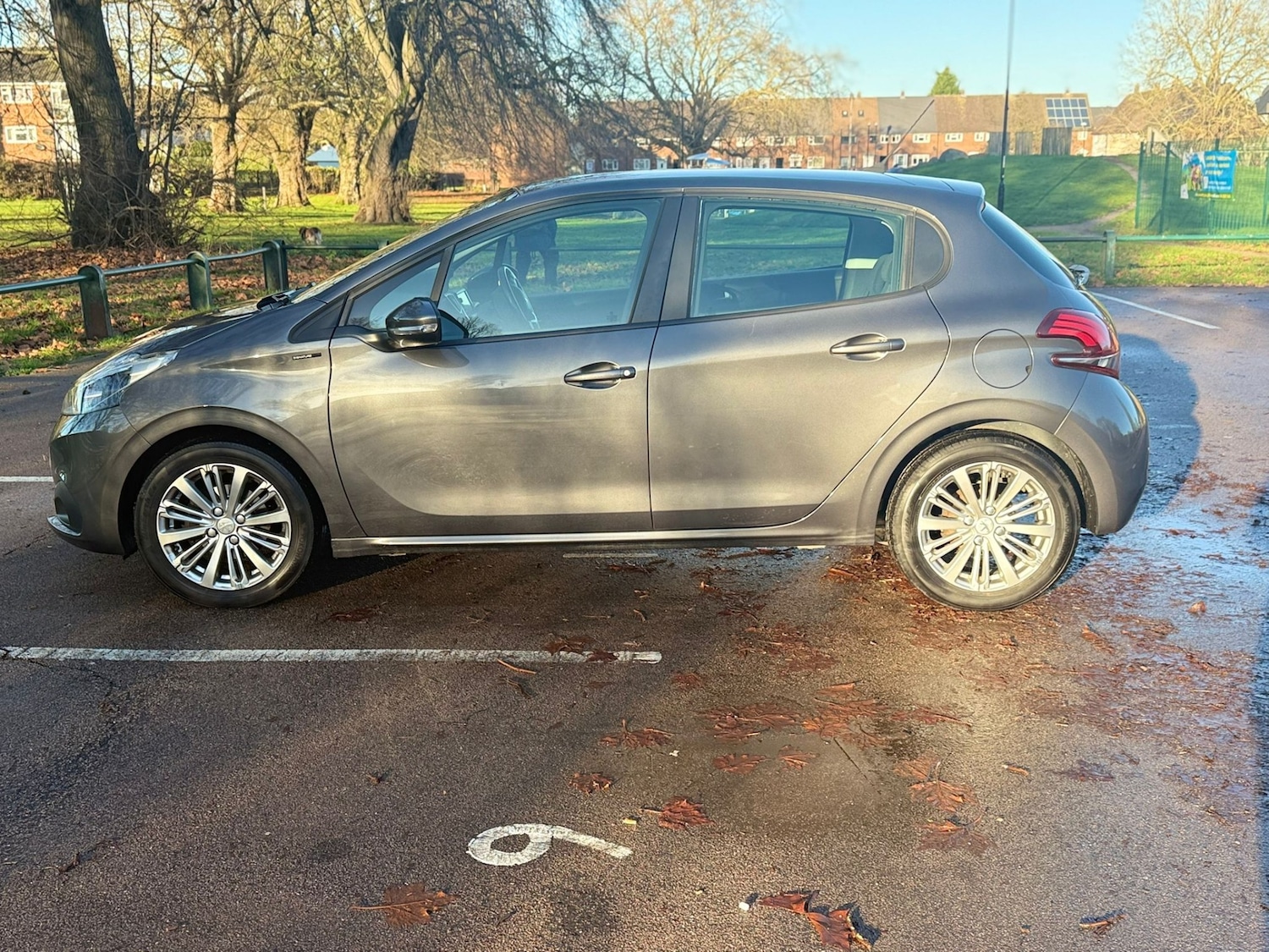 Used Peugeot 208 2019 for sale - 76799645: Photo 5