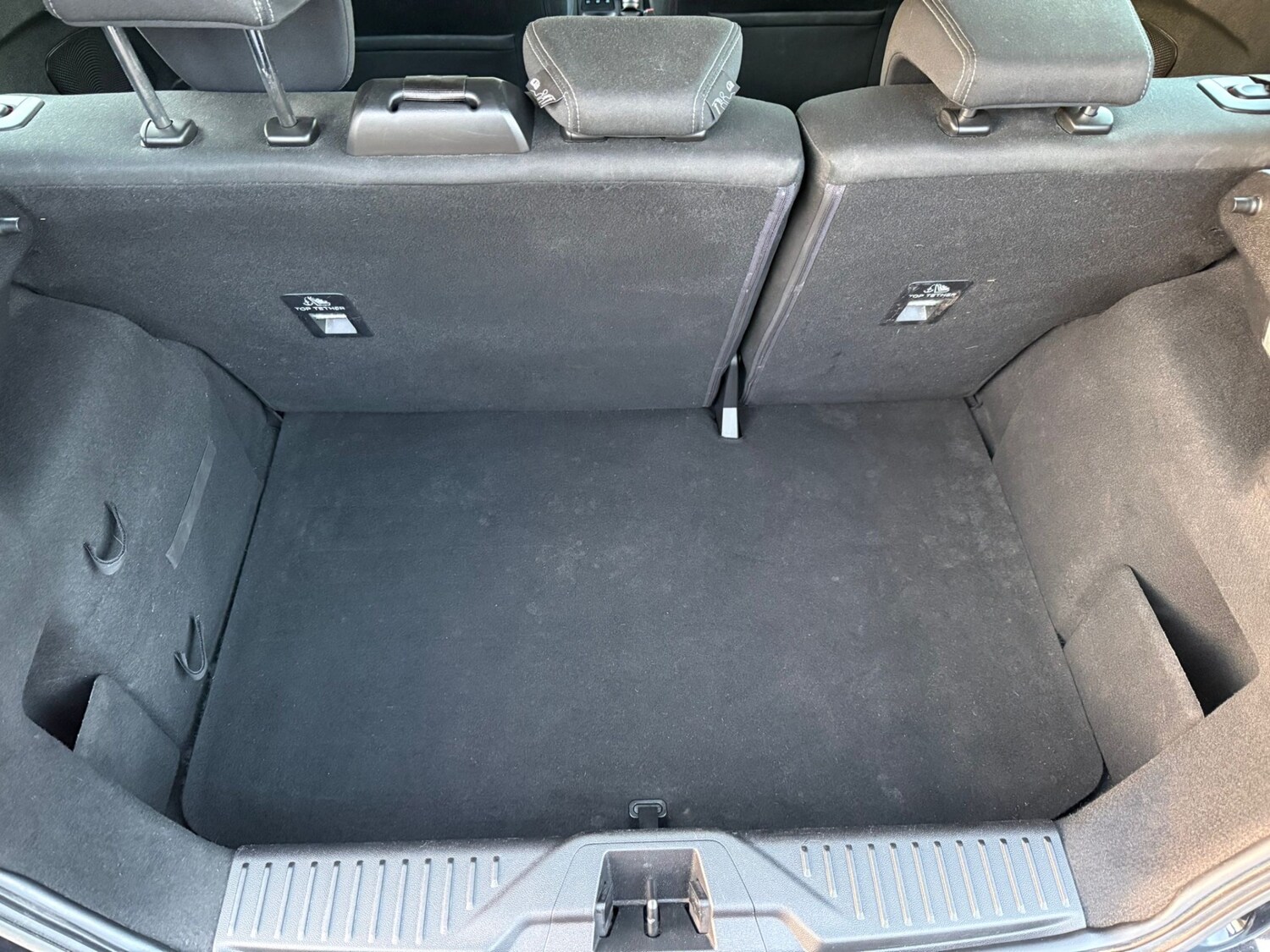 Used Ford Fiesta 2018 for sale - 77982011: Photo 24