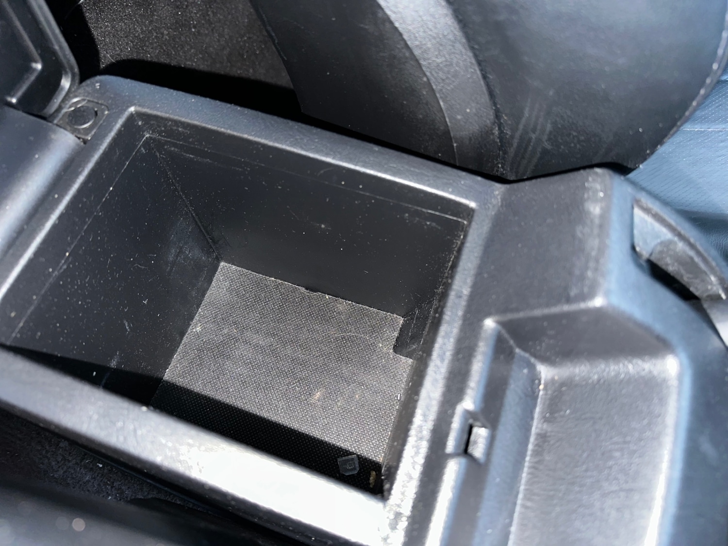 Used Hyundai Coupe 2003 for sale - 77084634: Photo 28