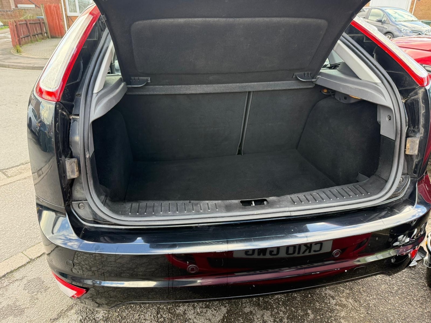 Used Ford Focus 2011 for sale - 77715181: Photo 16